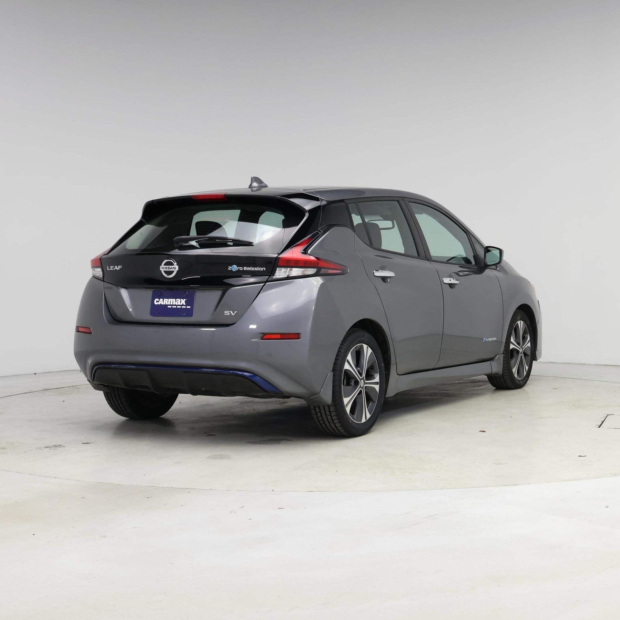 Thumbnail: 2018 Nissan Leaf - 8