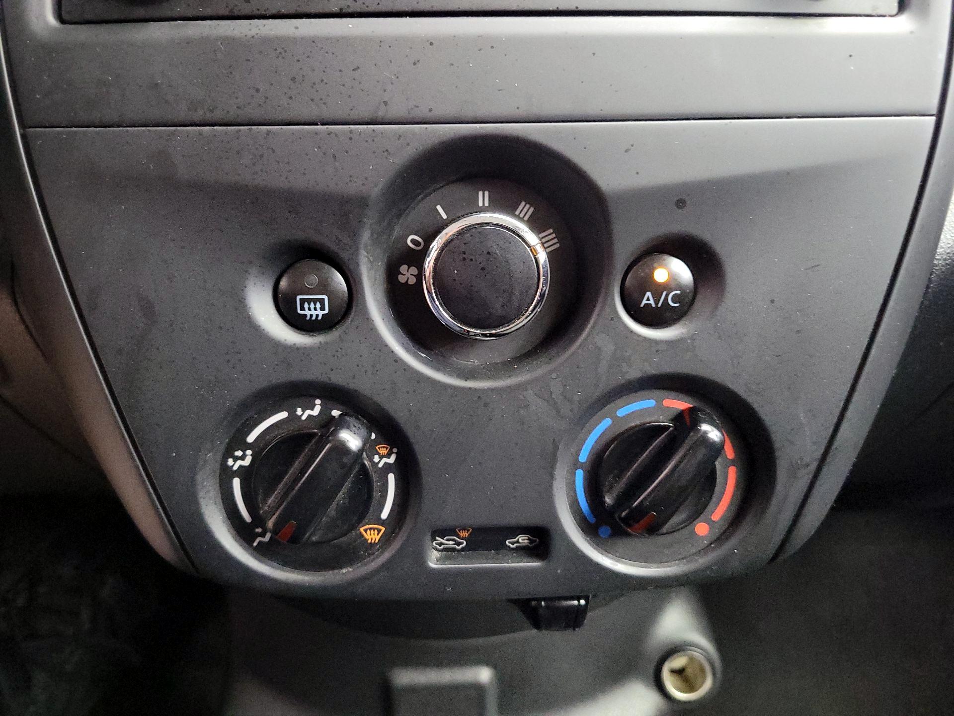 Thumbnail: 2018 Nissan Versa - 15