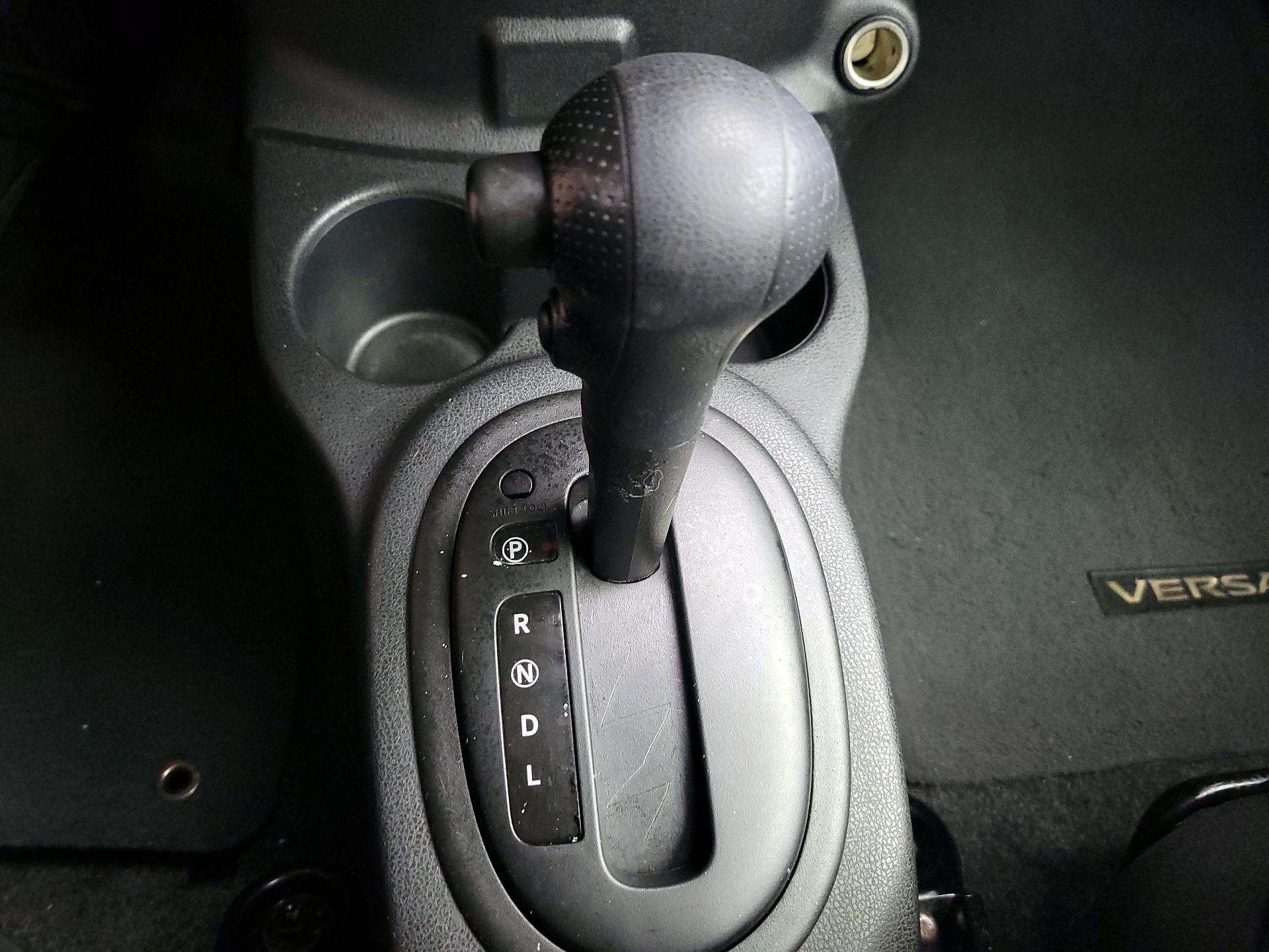 Thumbnail: 2018 Nissan Versa - 16