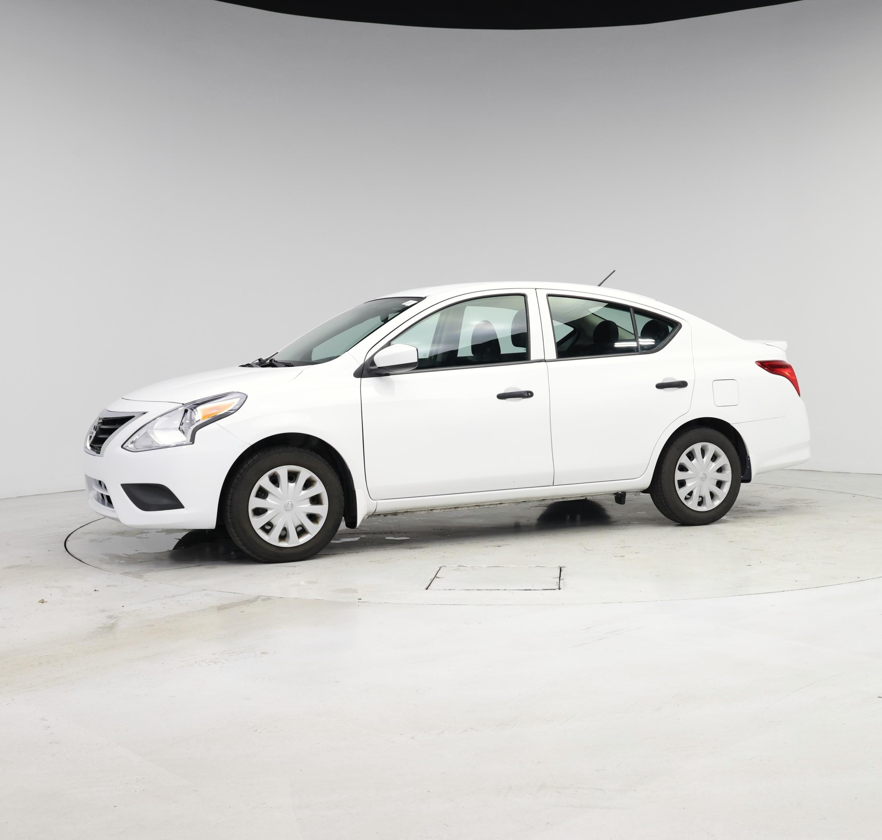 Thumbnail: 2018 Nissan Versa - 5