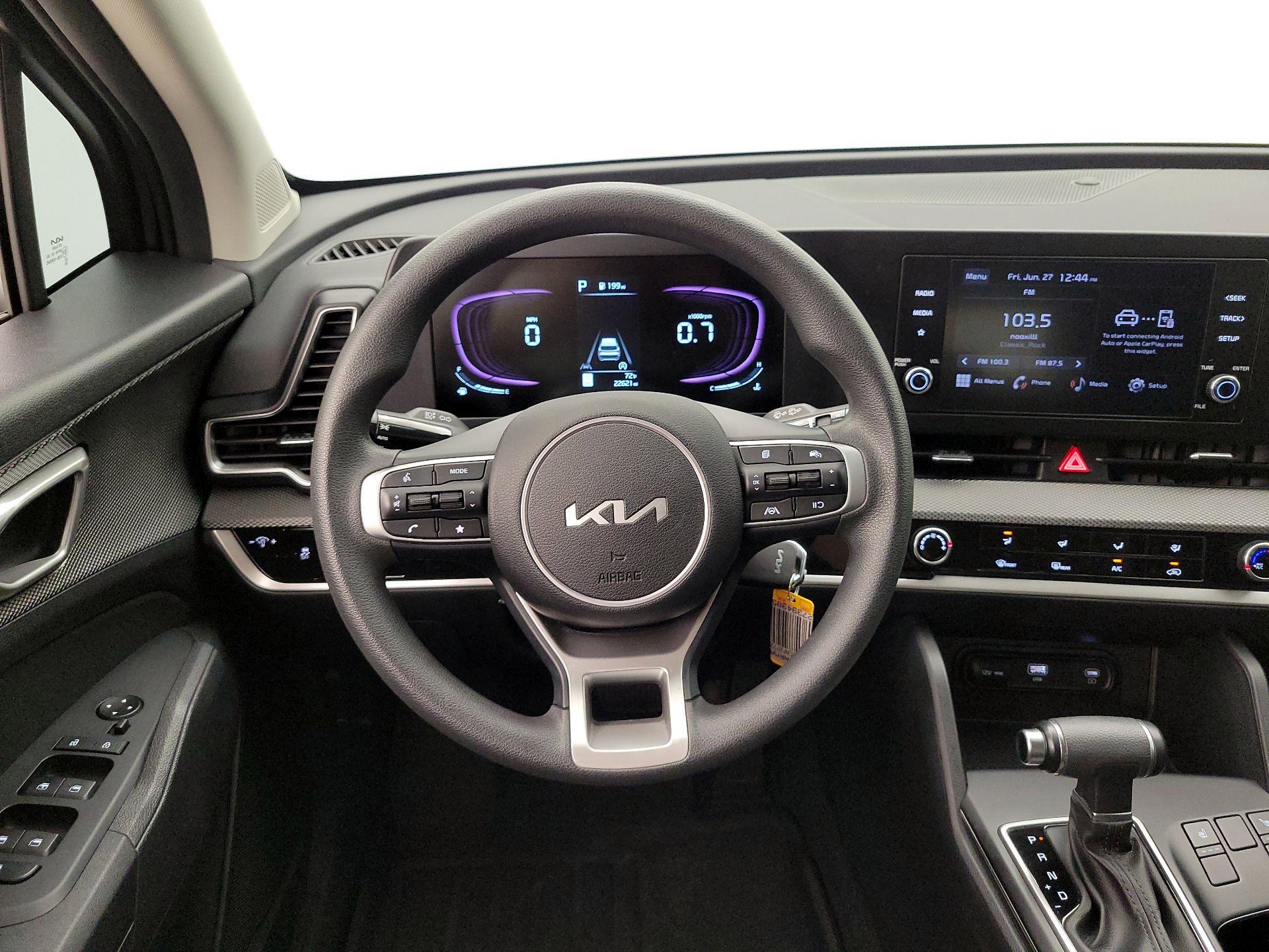 Thumbnail: 2023 Kia Sportage - 10