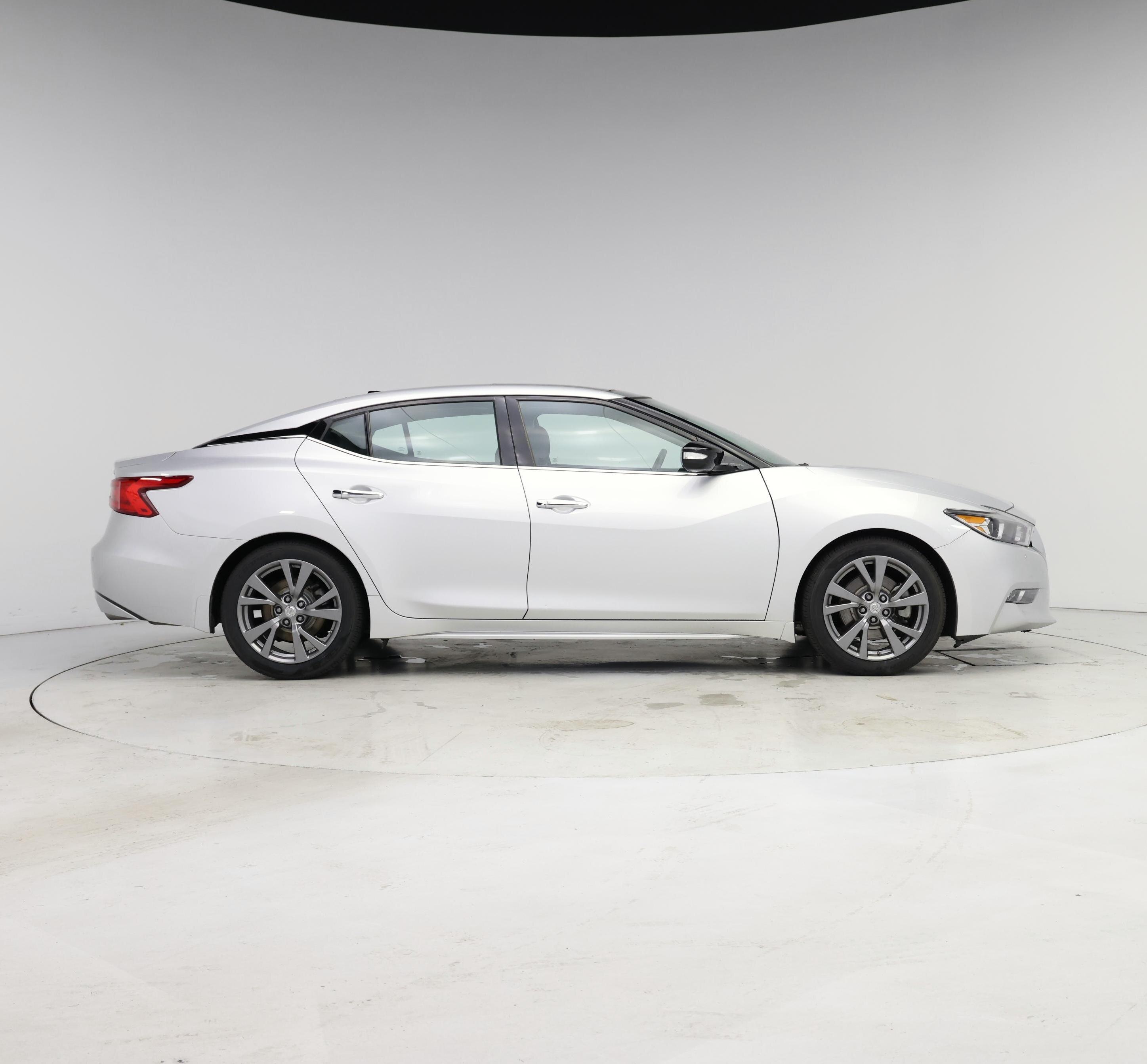Thumbnail: 2017 Nissan Maxima - 7