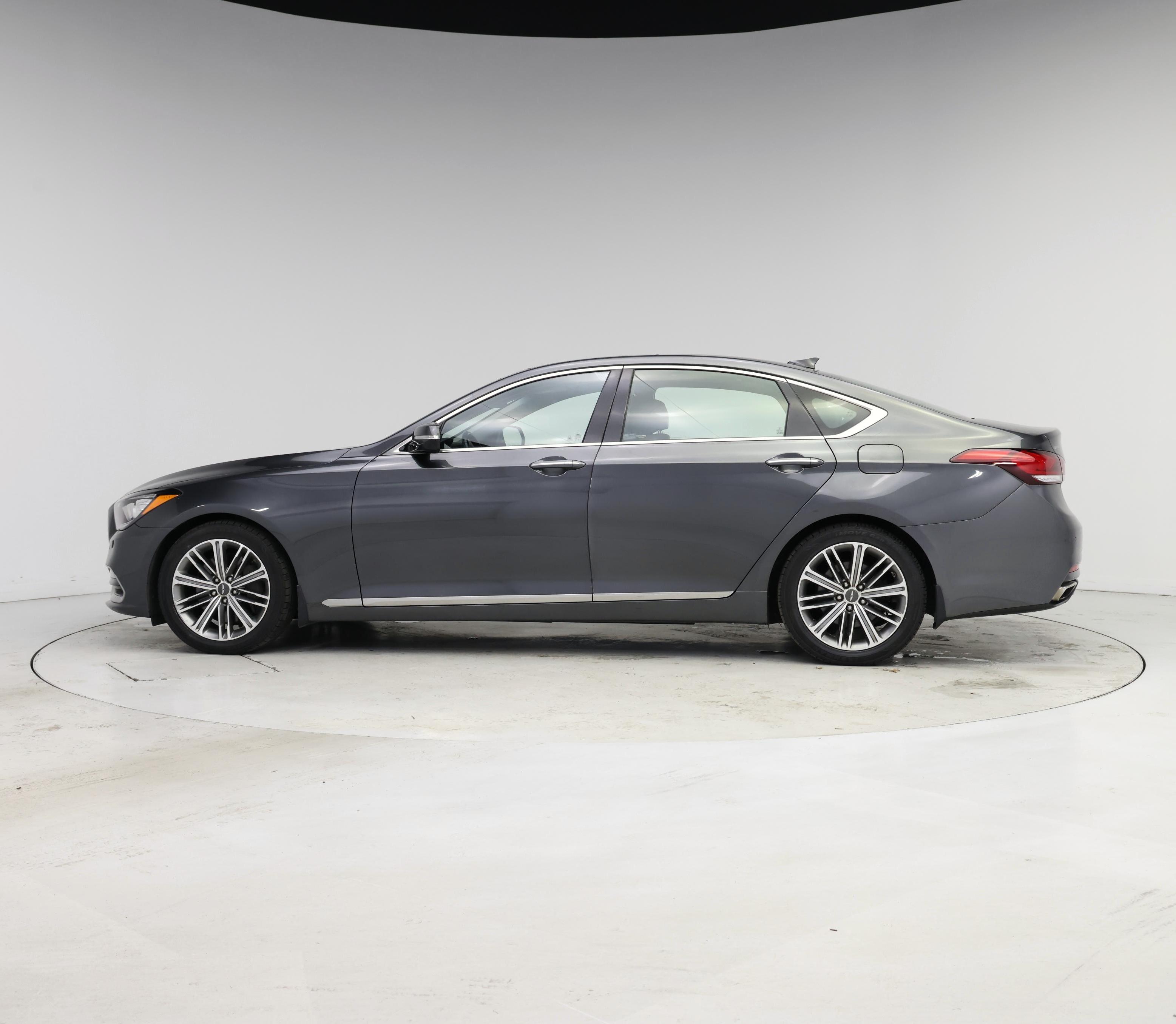Thumbnail: 2018 Genesis G80 - 3
