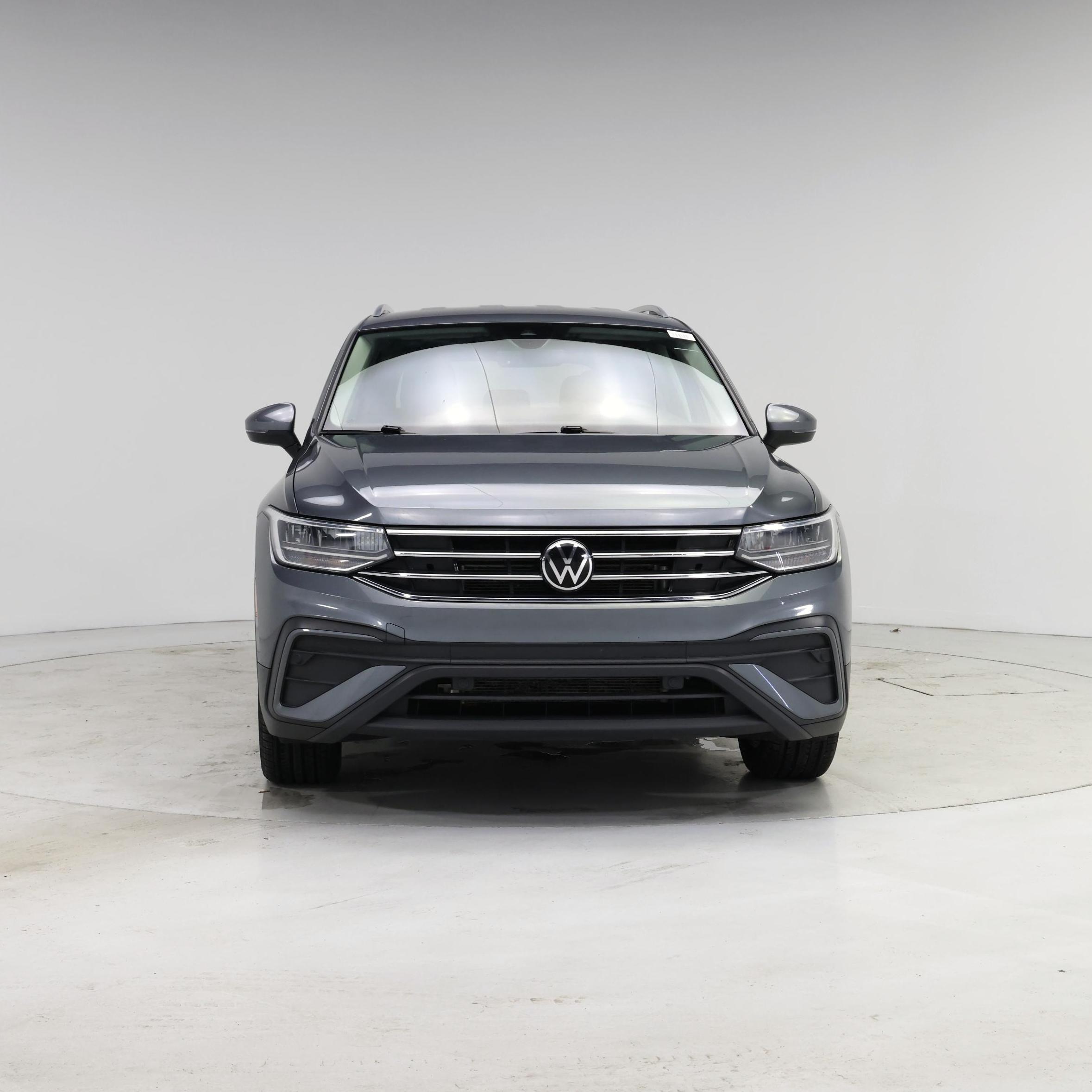 Thumbnail: 2023 Volkswagen Tiguan - 5
