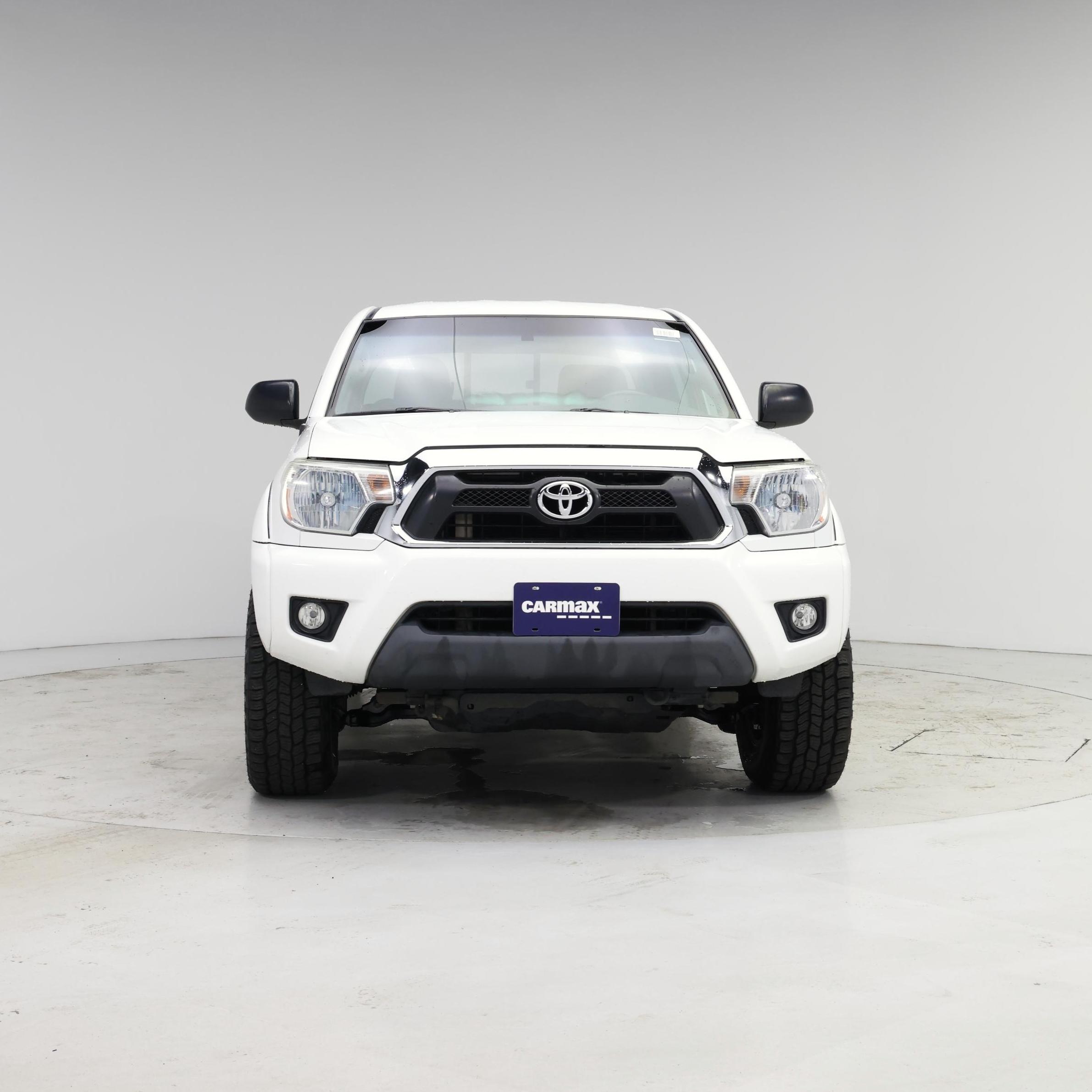 Thumbnail: 2015 Toyota Tacoma - 5