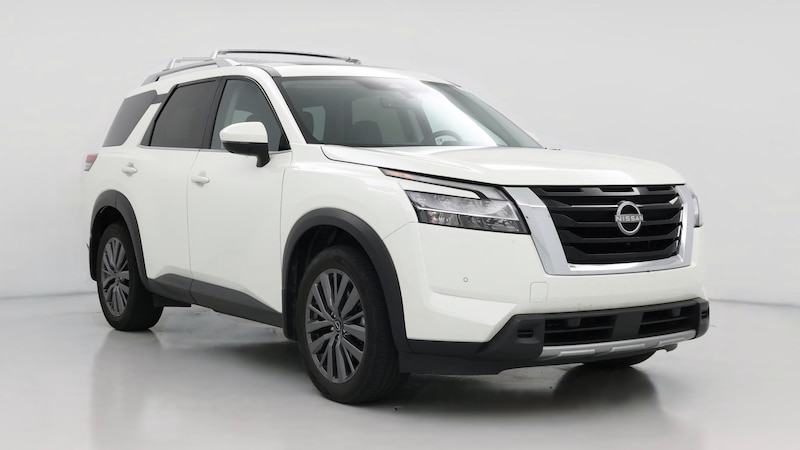 2024 Nissan Pathfinder SL Hero Image