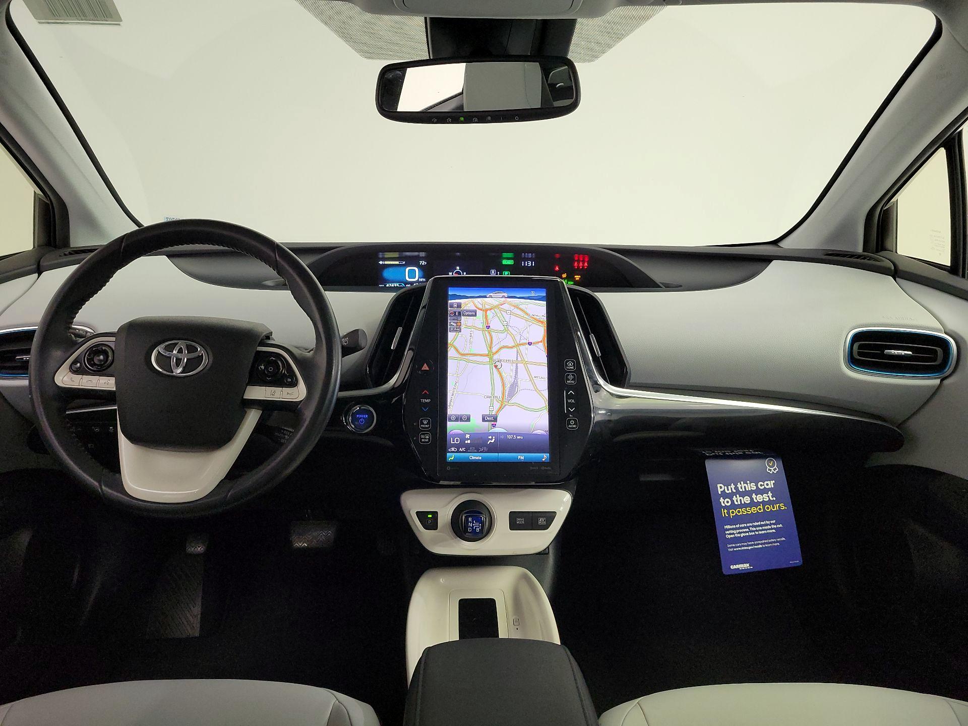 Thumbnail: 2018 Toyota Prius - 9