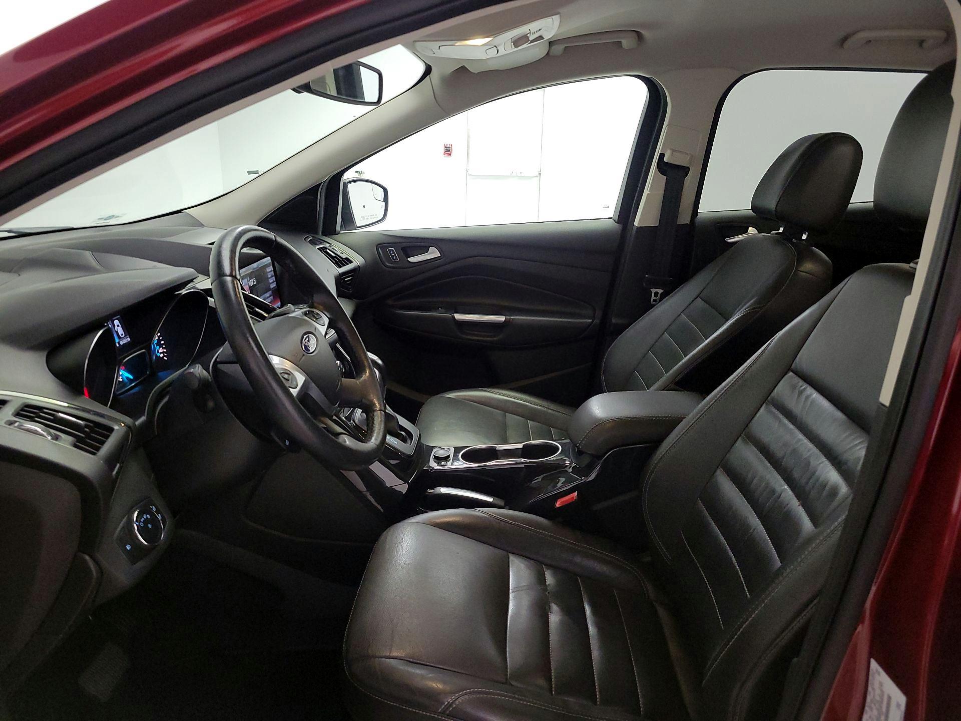 Thumbnail: 2015 Ford Escape - 11