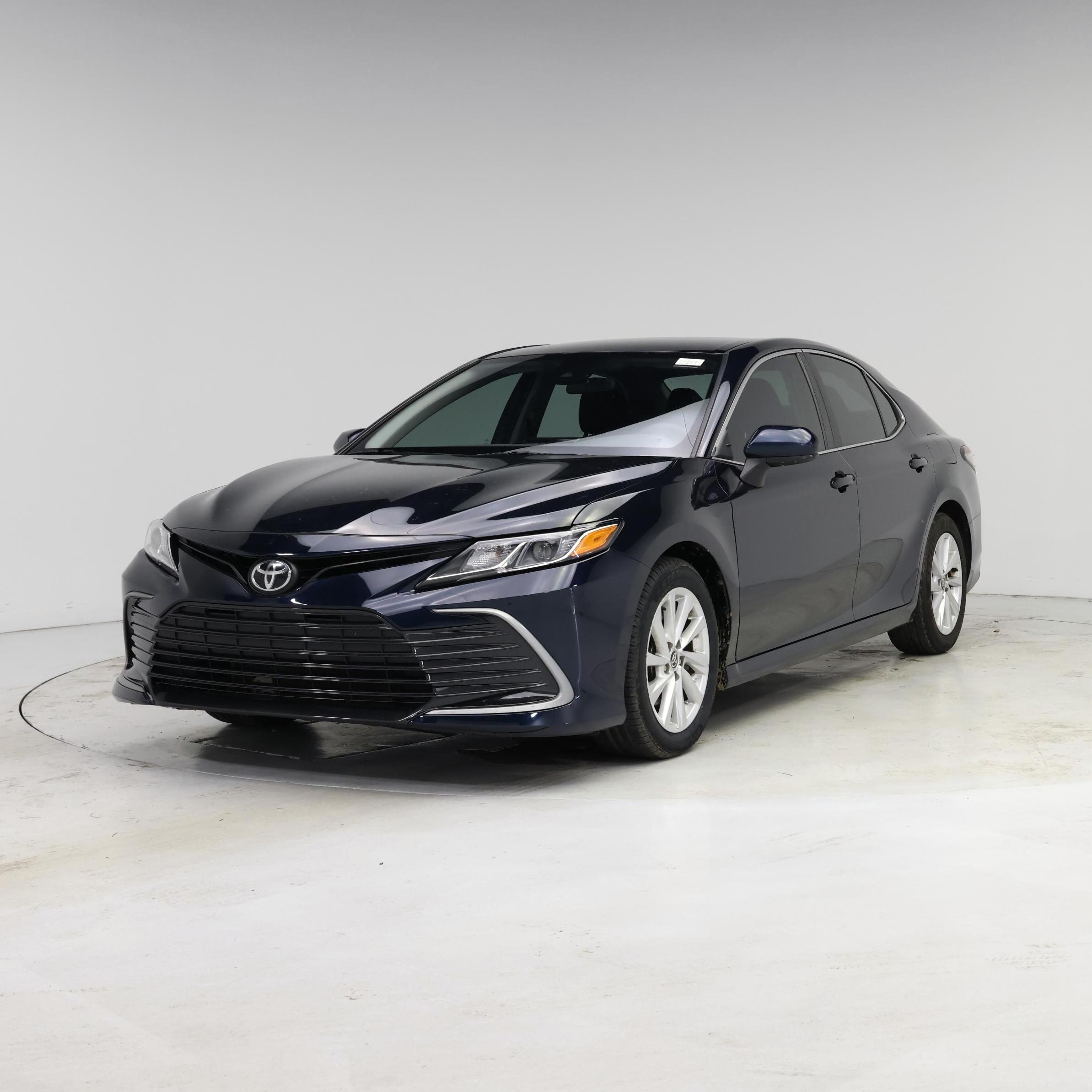 Thumbnail: 2021 Toyota Camry - 4