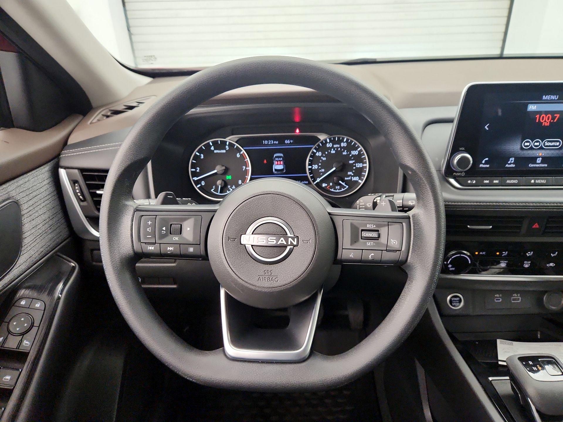 Thumbnail: 2023 Nissan Rogue - 10