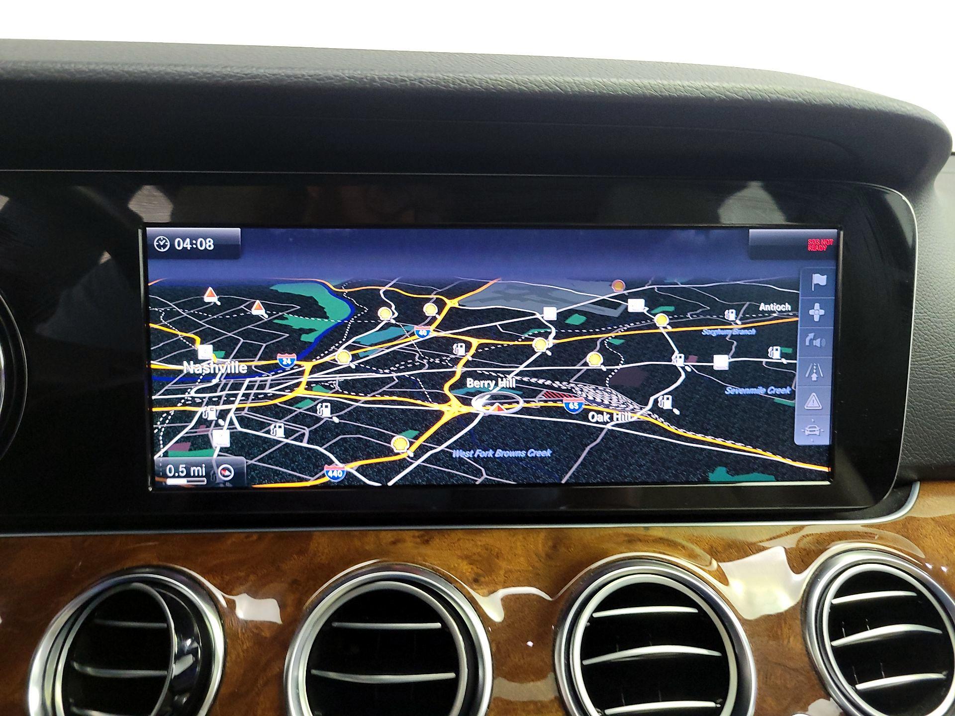 Thumbnail: 2017 Mercedes-Benz E-Class - 14