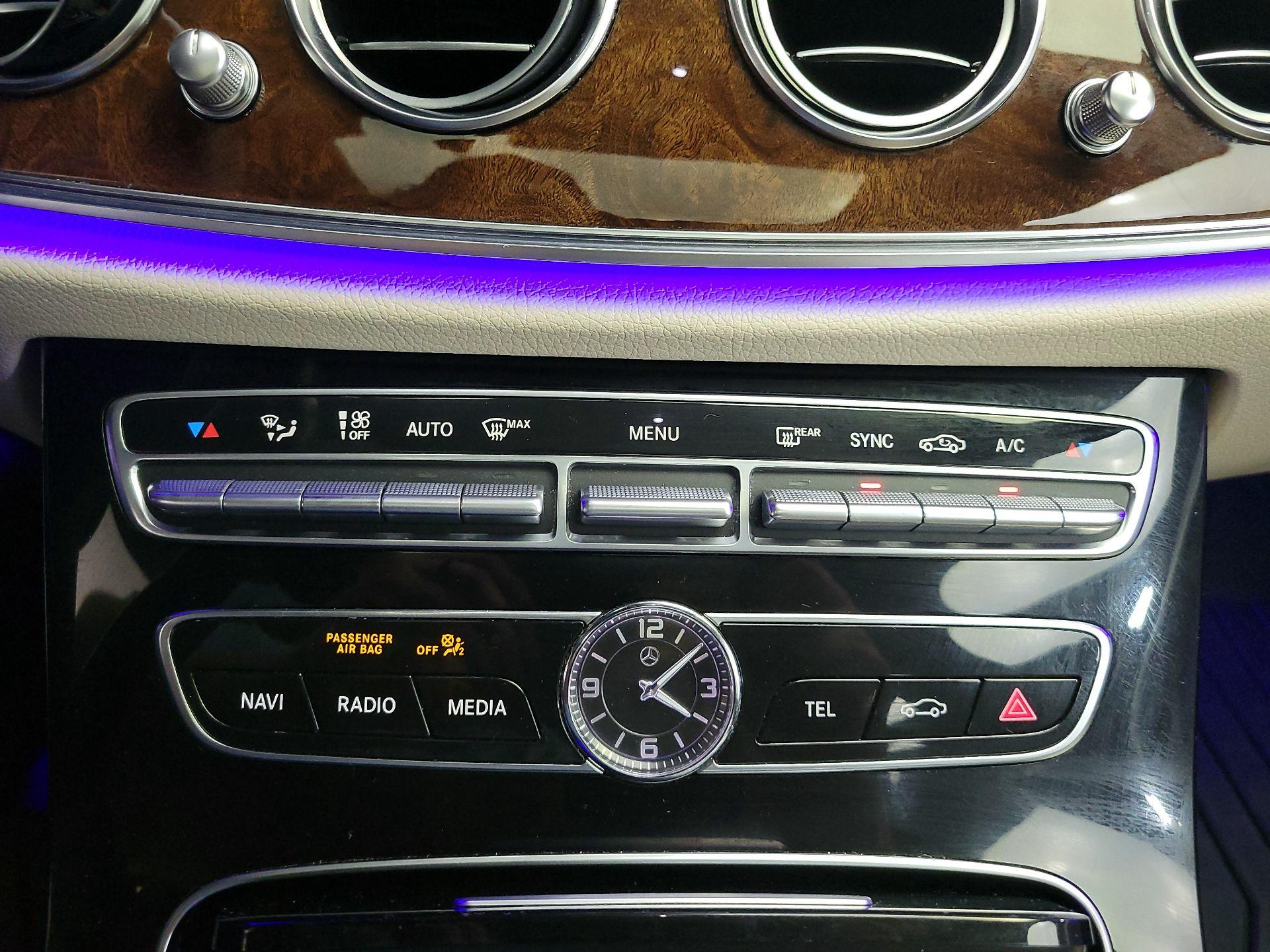 Thumbnail: 2017 Mercedes-Benz E-Class - 17