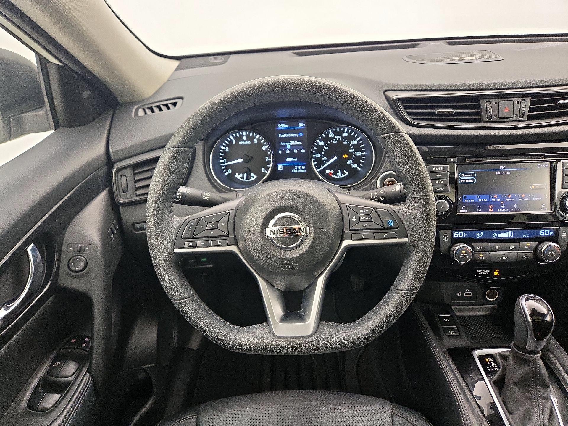 Thumbnail: 2020 Nissan Rogue - 10