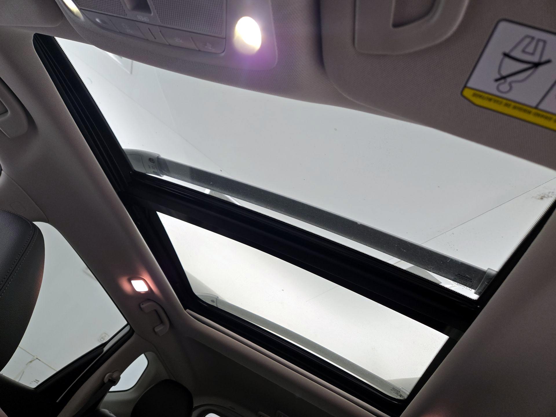 Thumbnail: 2020 Nissan Rogue - 19
