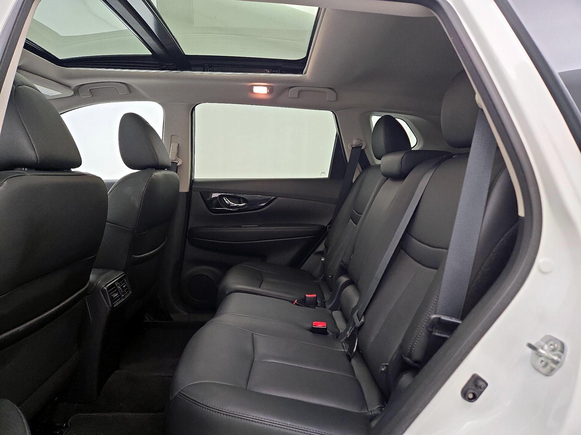 Thumbnail: 2020 Nissan Rogue - 20