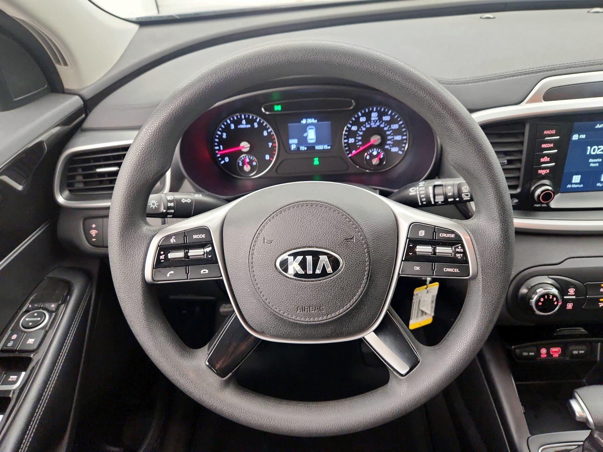 Thumbnail: 2019 Kia Sorento - 10