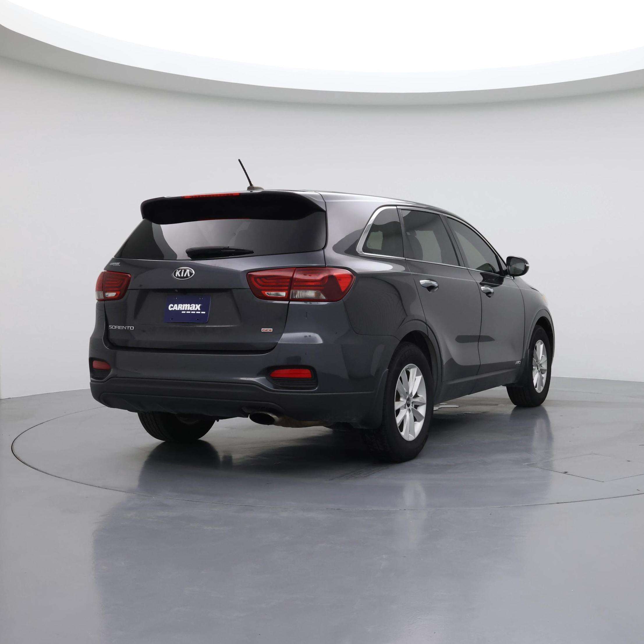 Thumbnail: 2019 Kia Sorento - 8