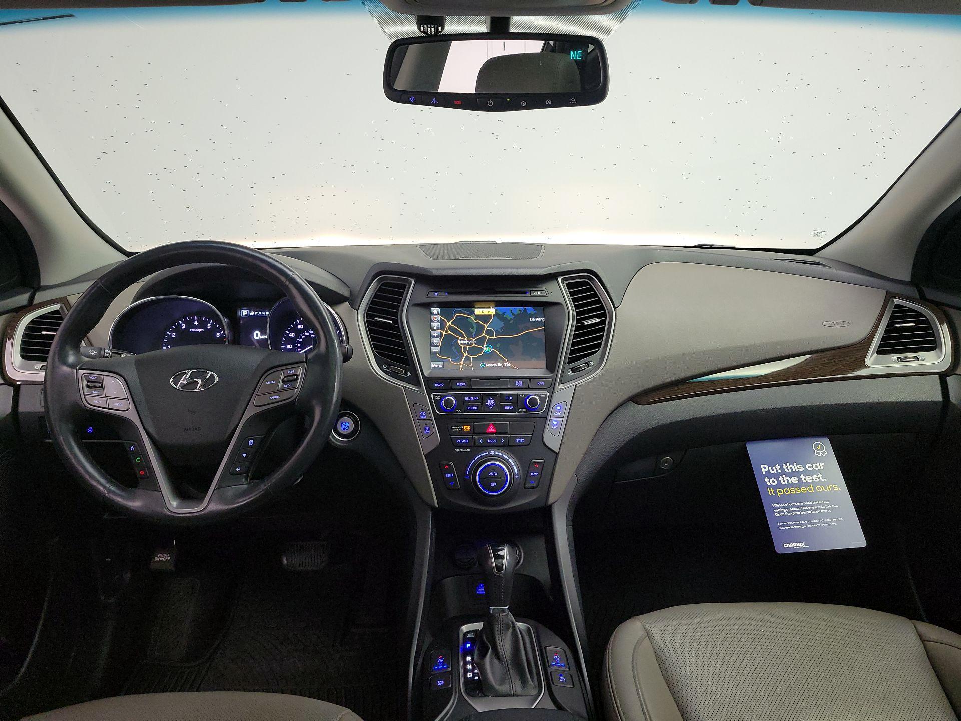 Thumbnail: 2017 Hyundai Santa Fe - 9