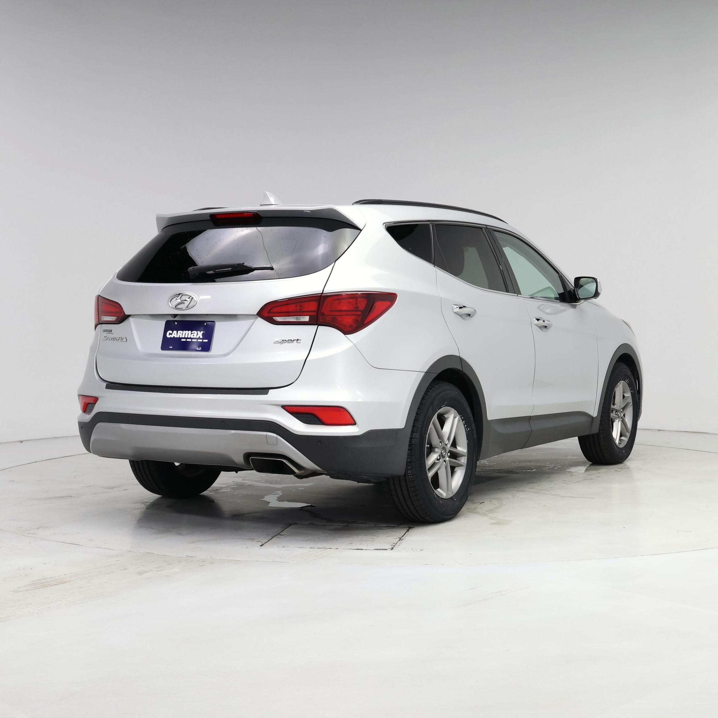 Thumbnail: 2017 Hyundai Santa Fe - 8