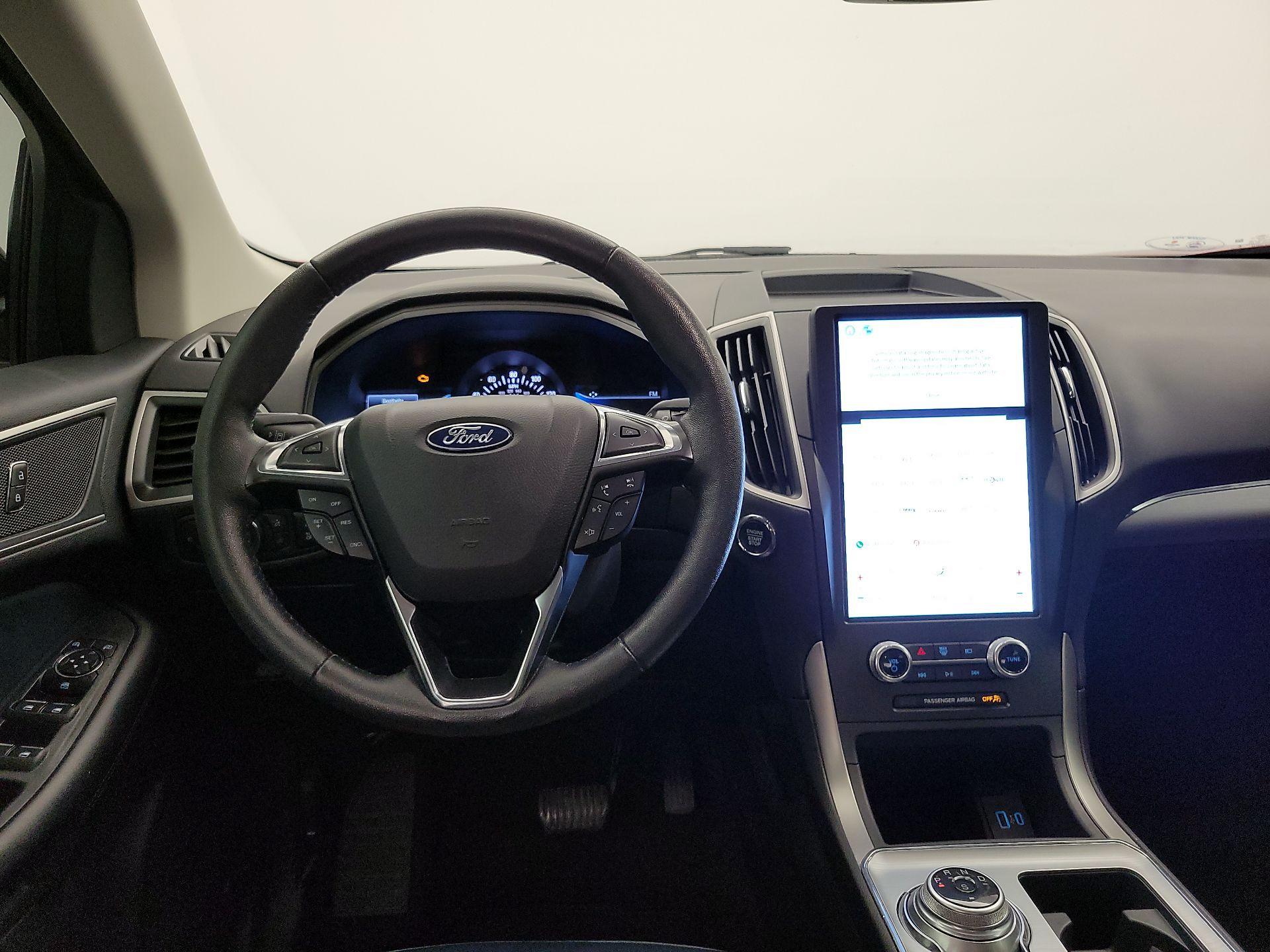Thumbnail: 2022 Ford Edge - 10