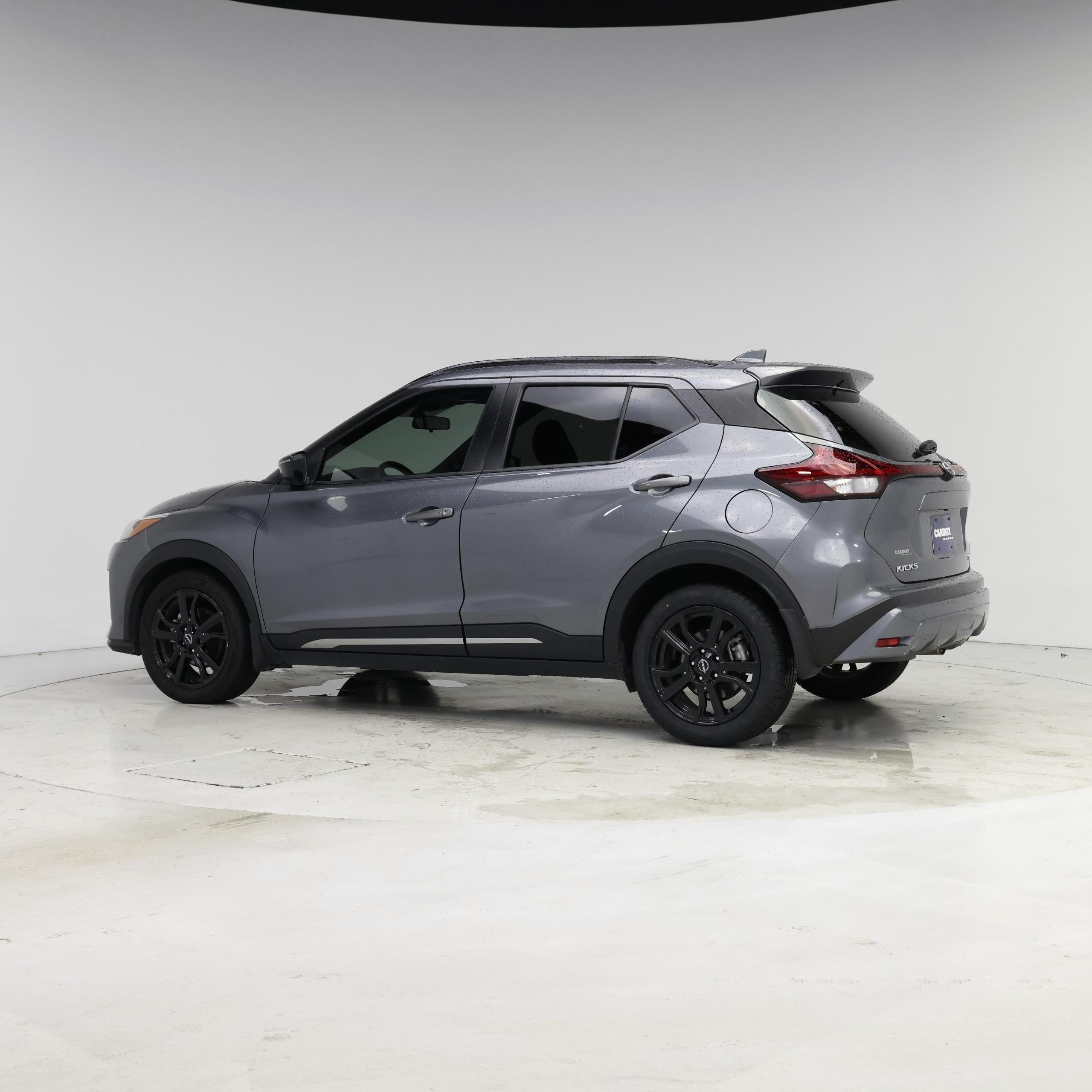Thumbnail: 2022 Nissan Kicks - 2
