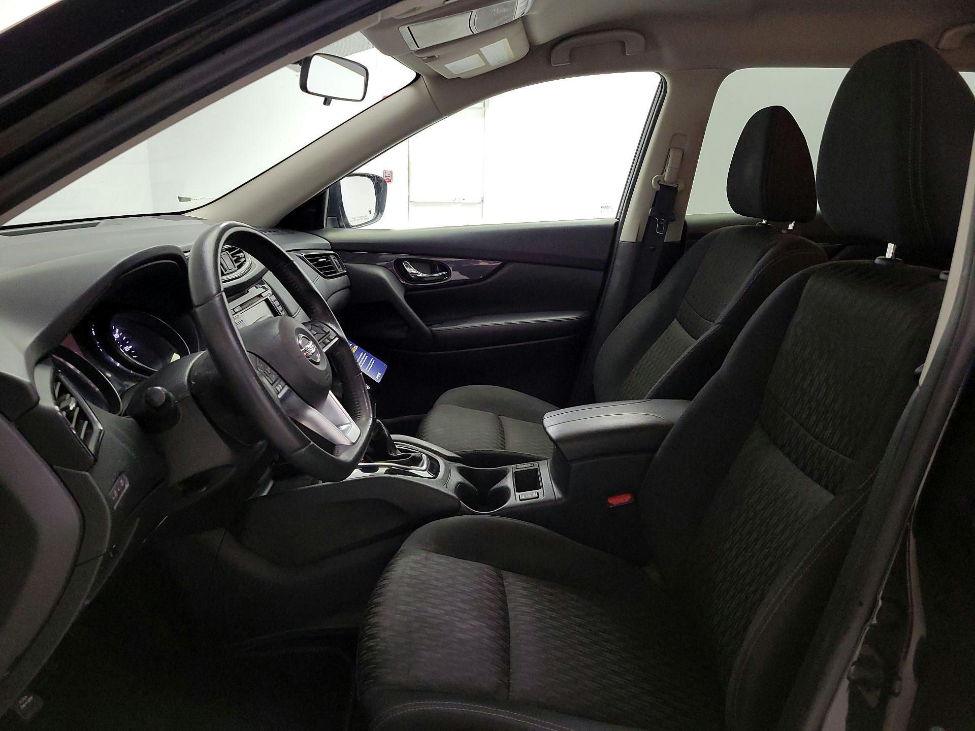 Thumbnail: 2018 Nissan Rogue - 11