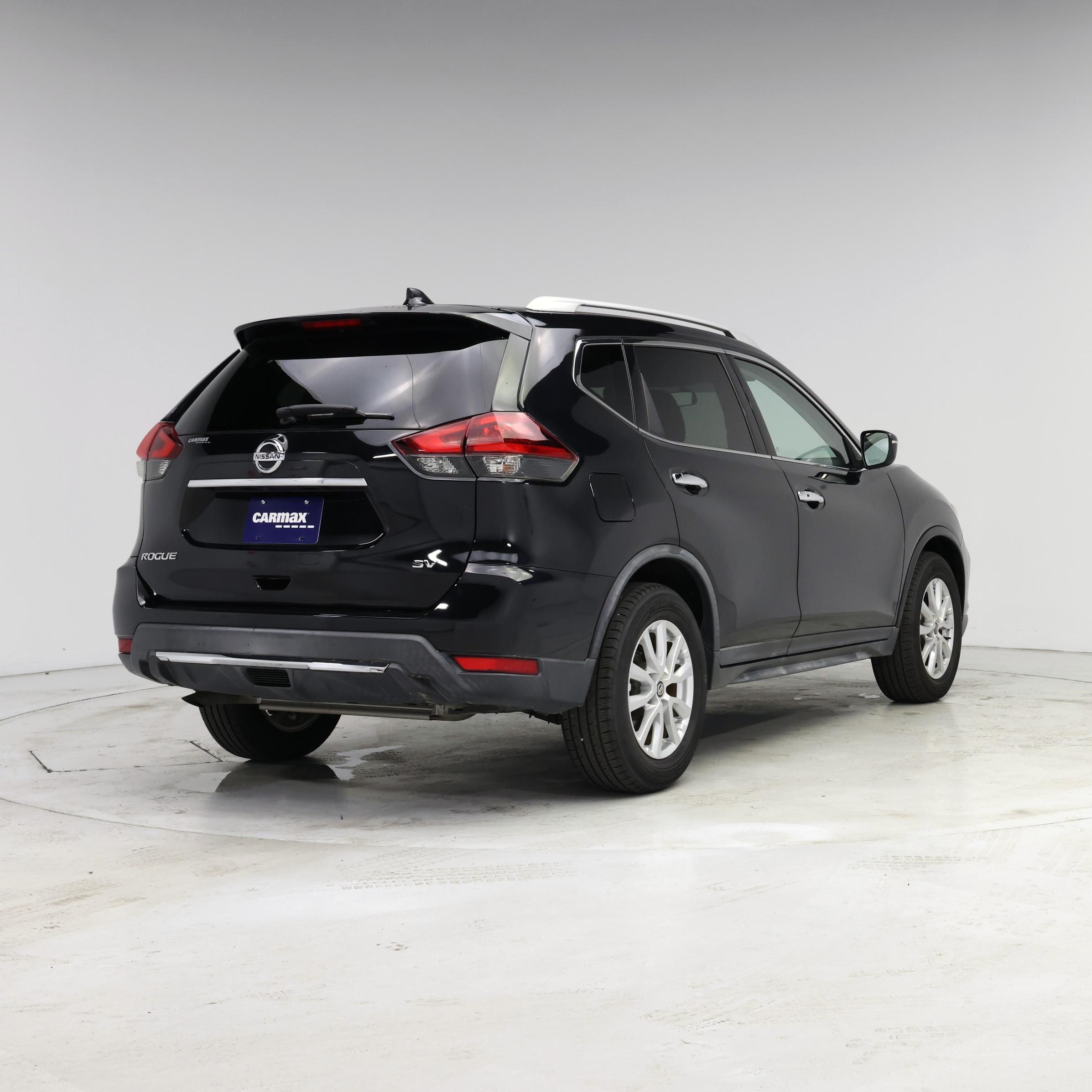 Thumbnail: 2018 Nissan Rogue - 8