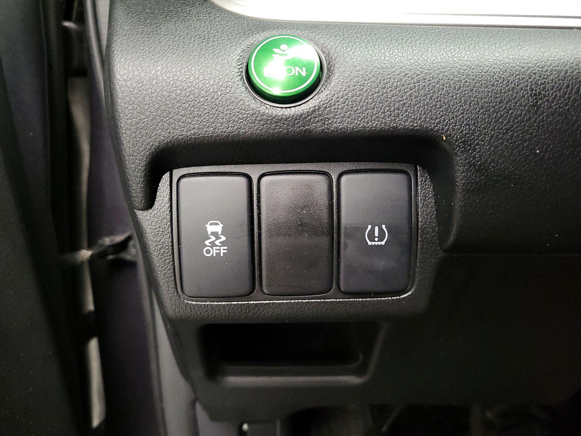 Thumbnail: 2016 Honda CR-V - 13