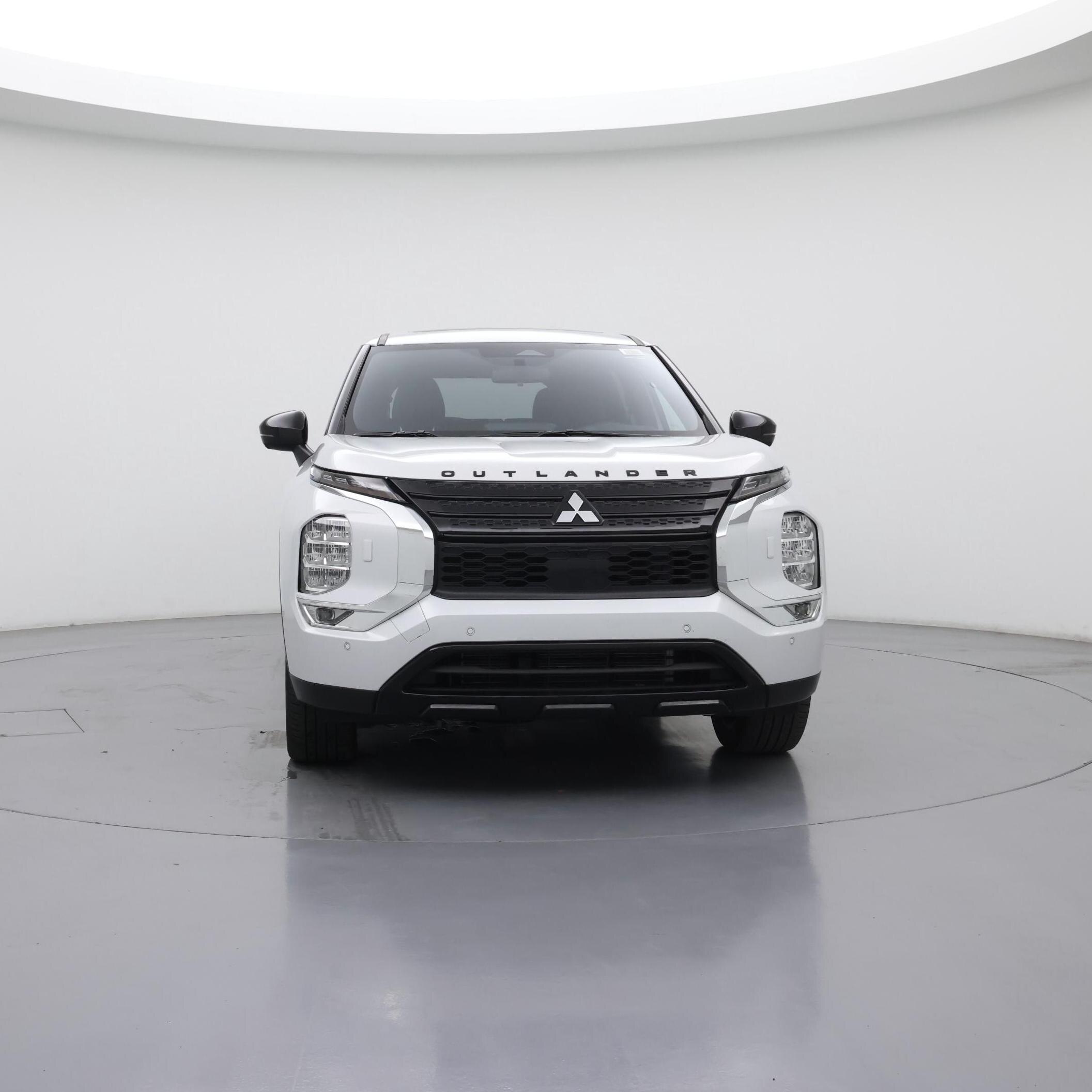 Thumbnail: 2024 Mitsubishi Outlander - 5