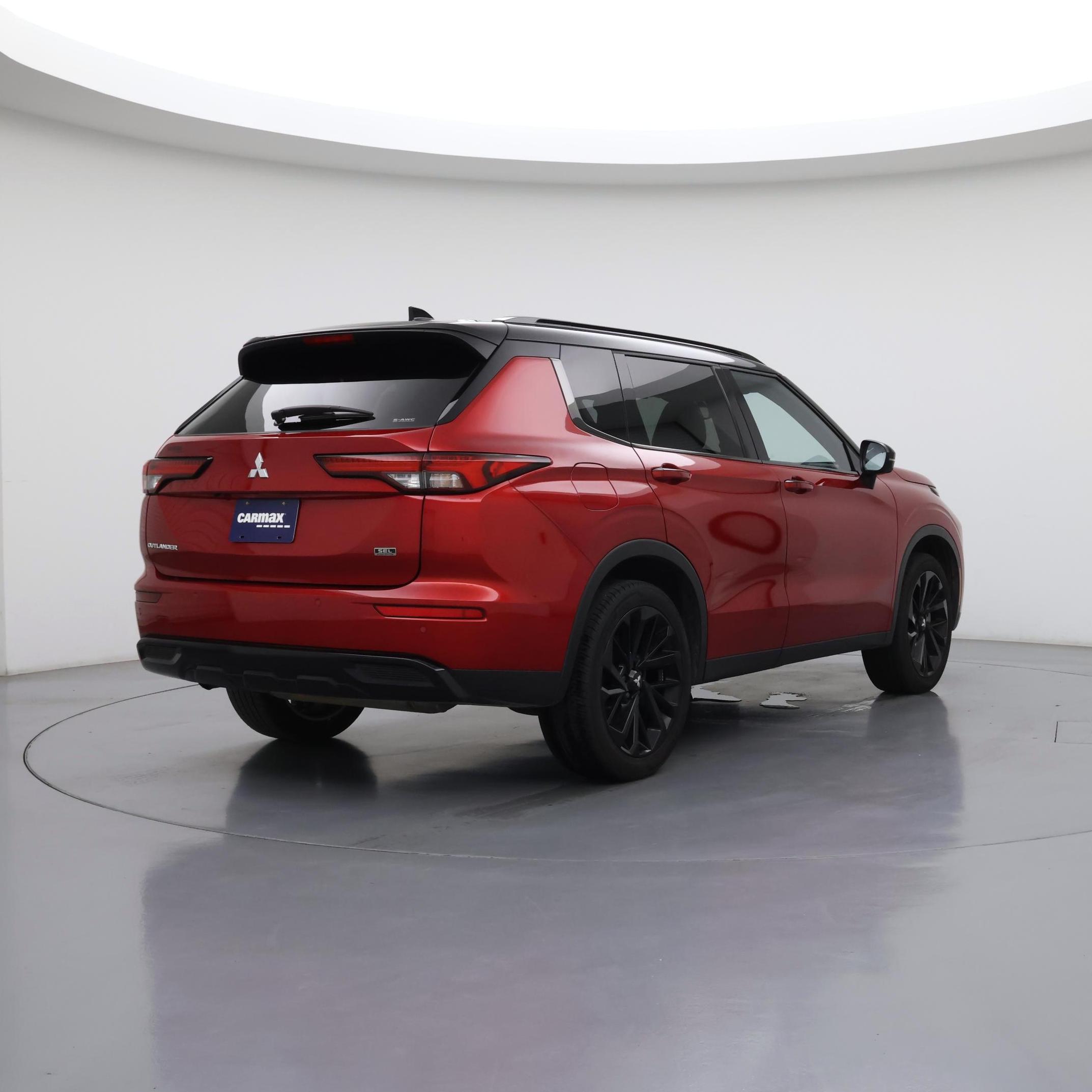 Thumbnail: 2024 Mitsubishi Outlander - 8