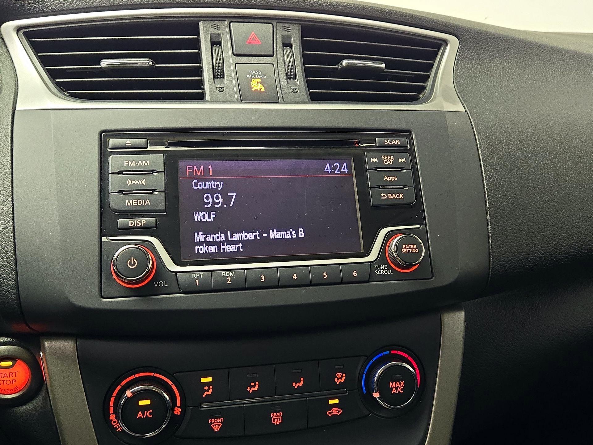 Thumbnail: 2015 Nissan Sentra - 16