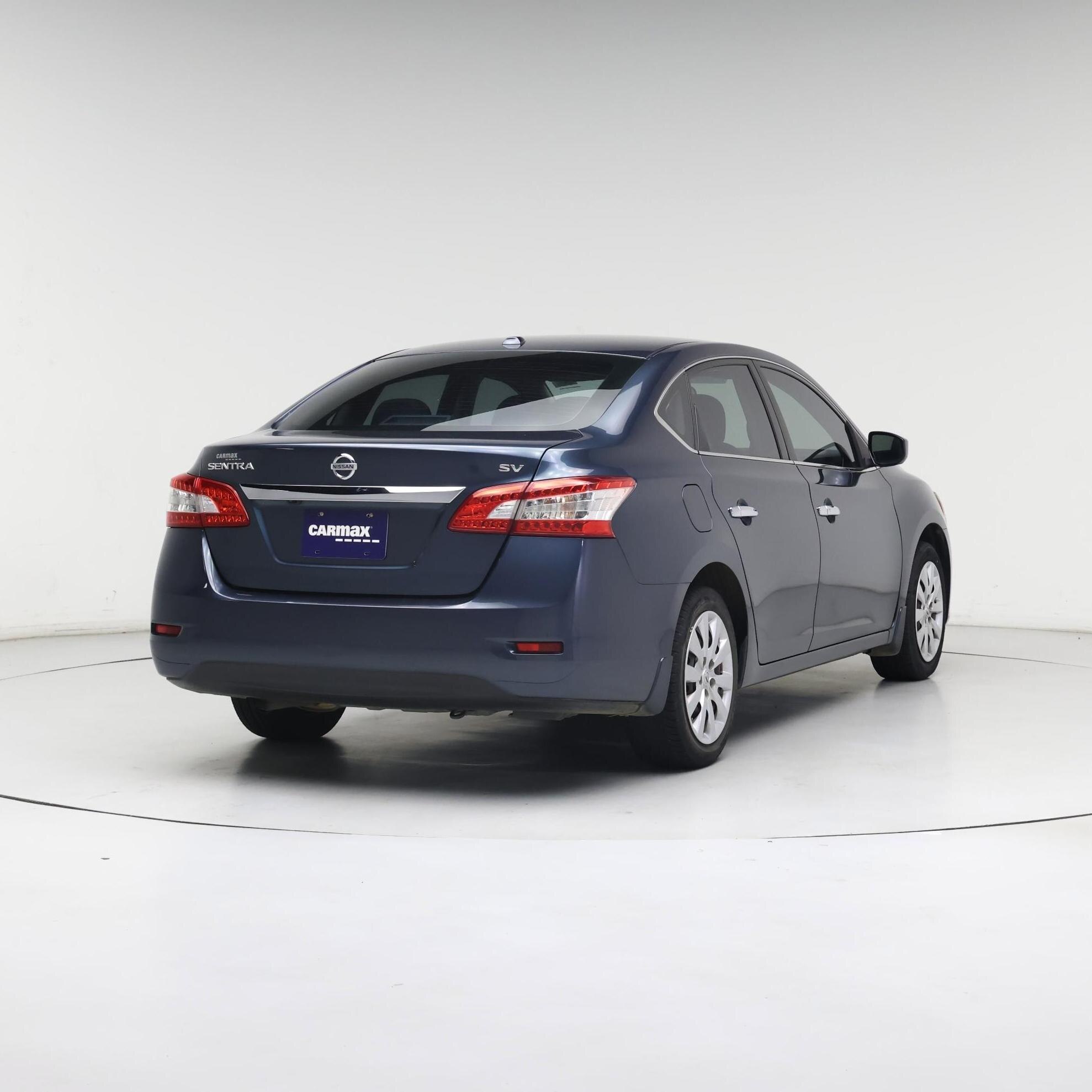 Thumbnail: 2015 Nissan Sentra - 8