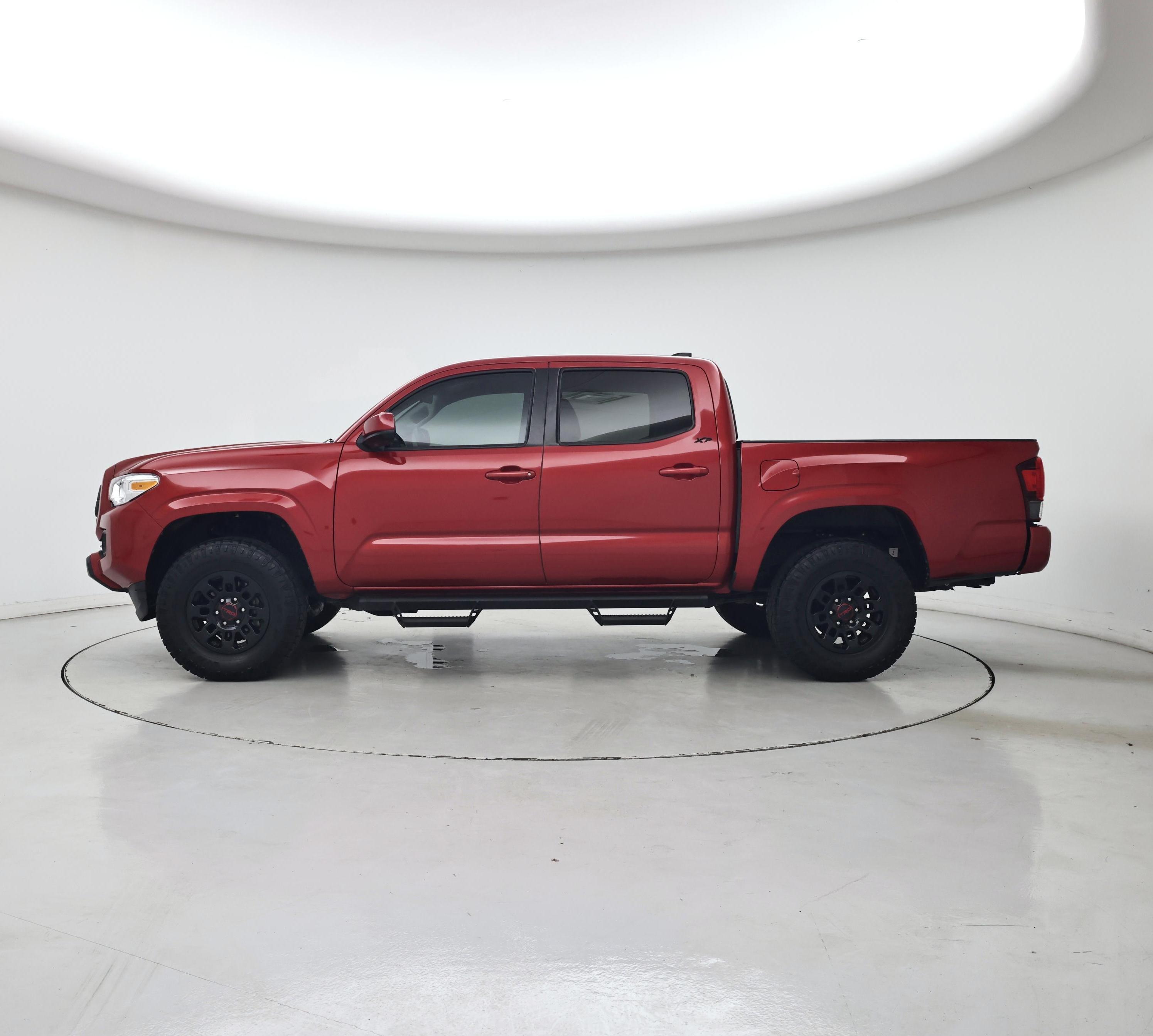 Thumbnail: 2022 Toyota Tacoma - 3