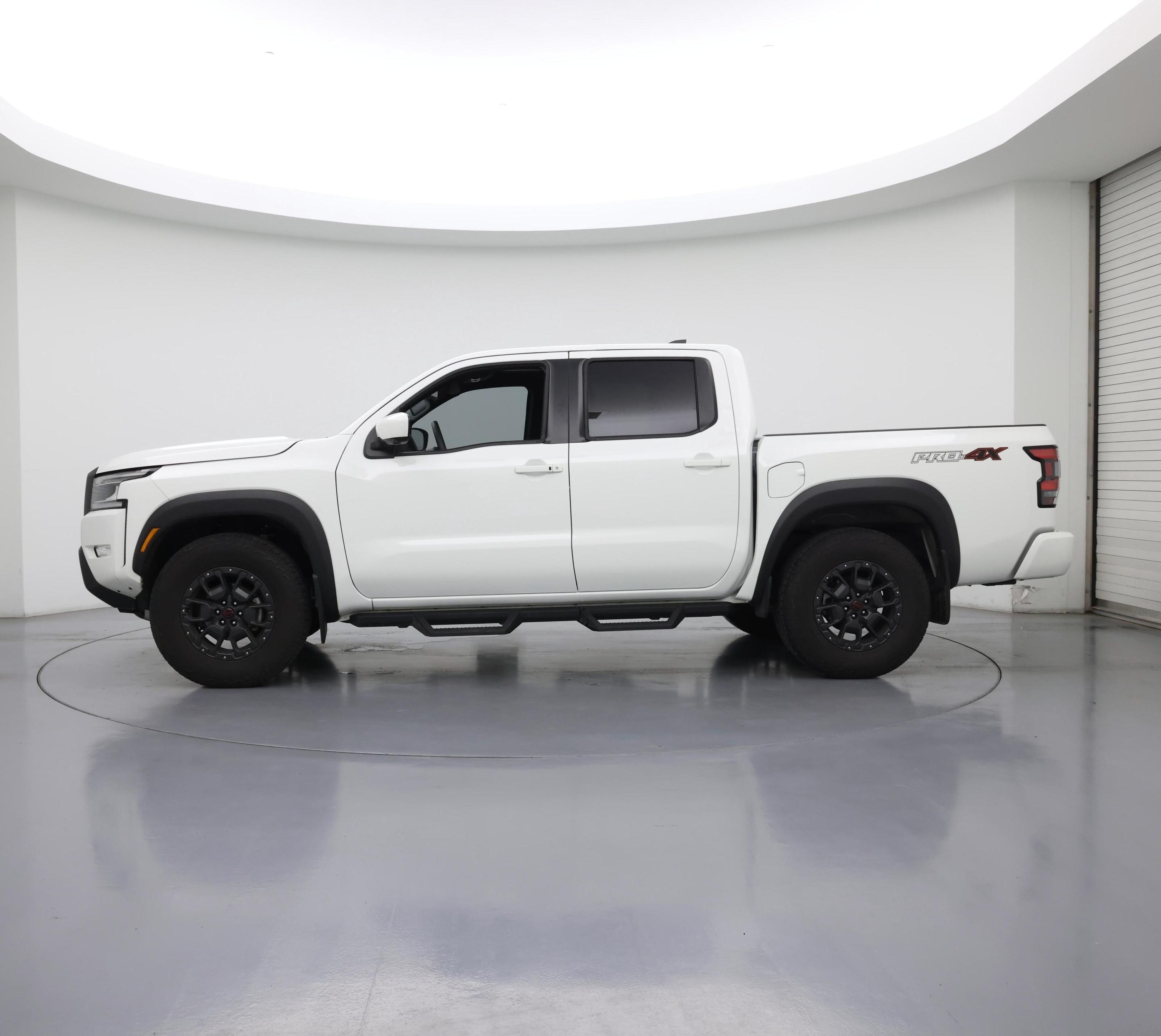 Thumbnail: 2022 Nissan Frontier - 3