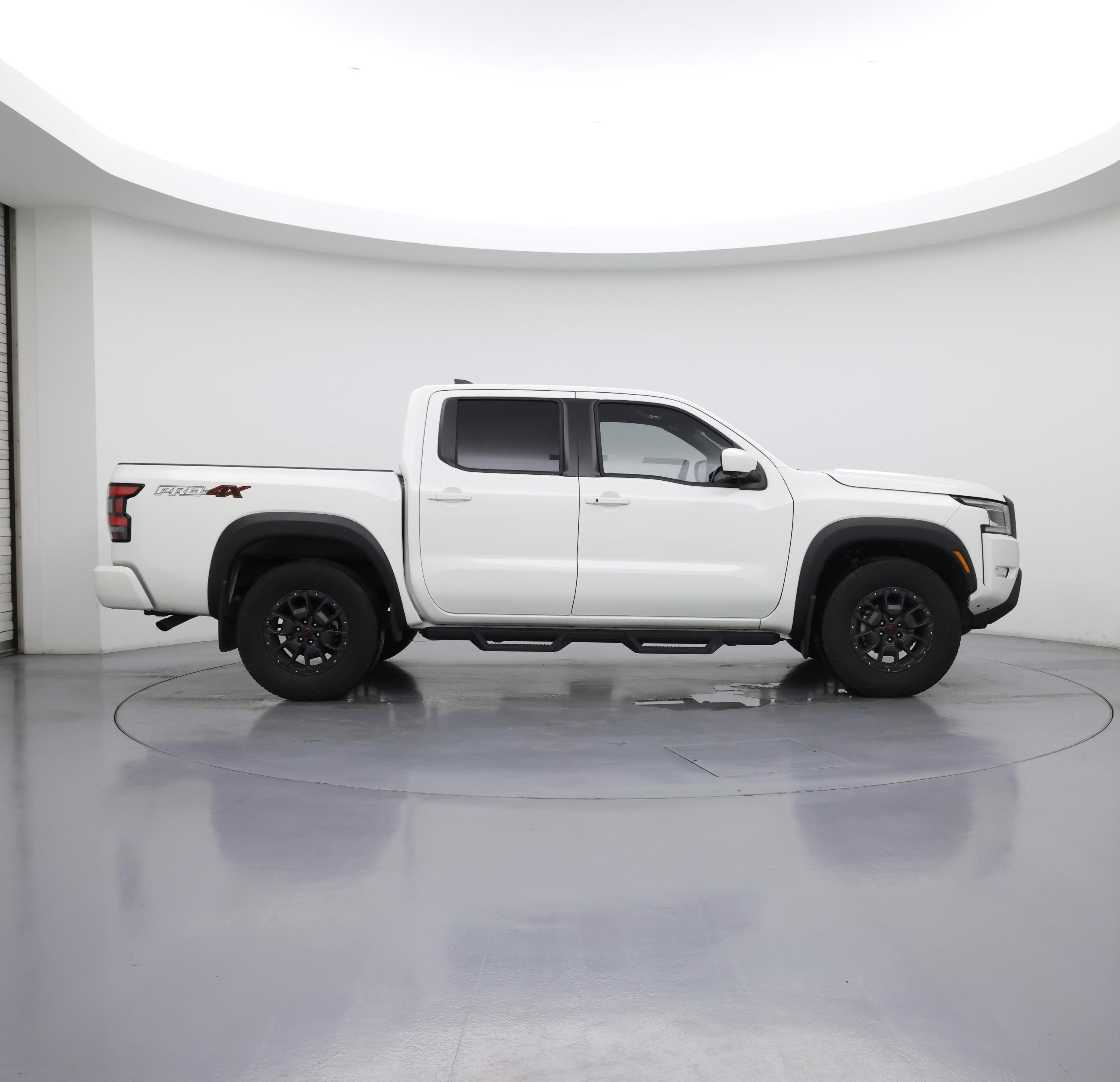 Thumbnail: 2022 Nissan Frontier - 7