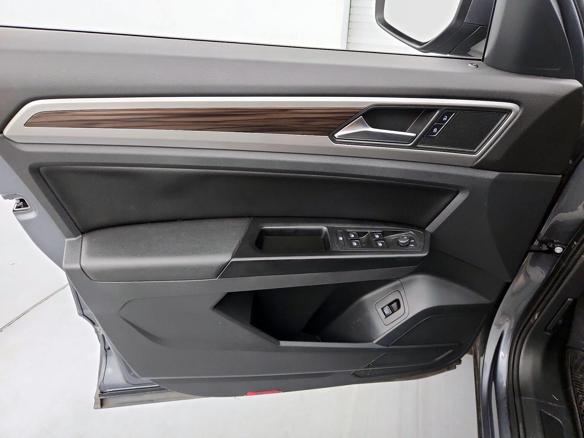 Thumbnail: 2021 Volkswagen Atlas - 12