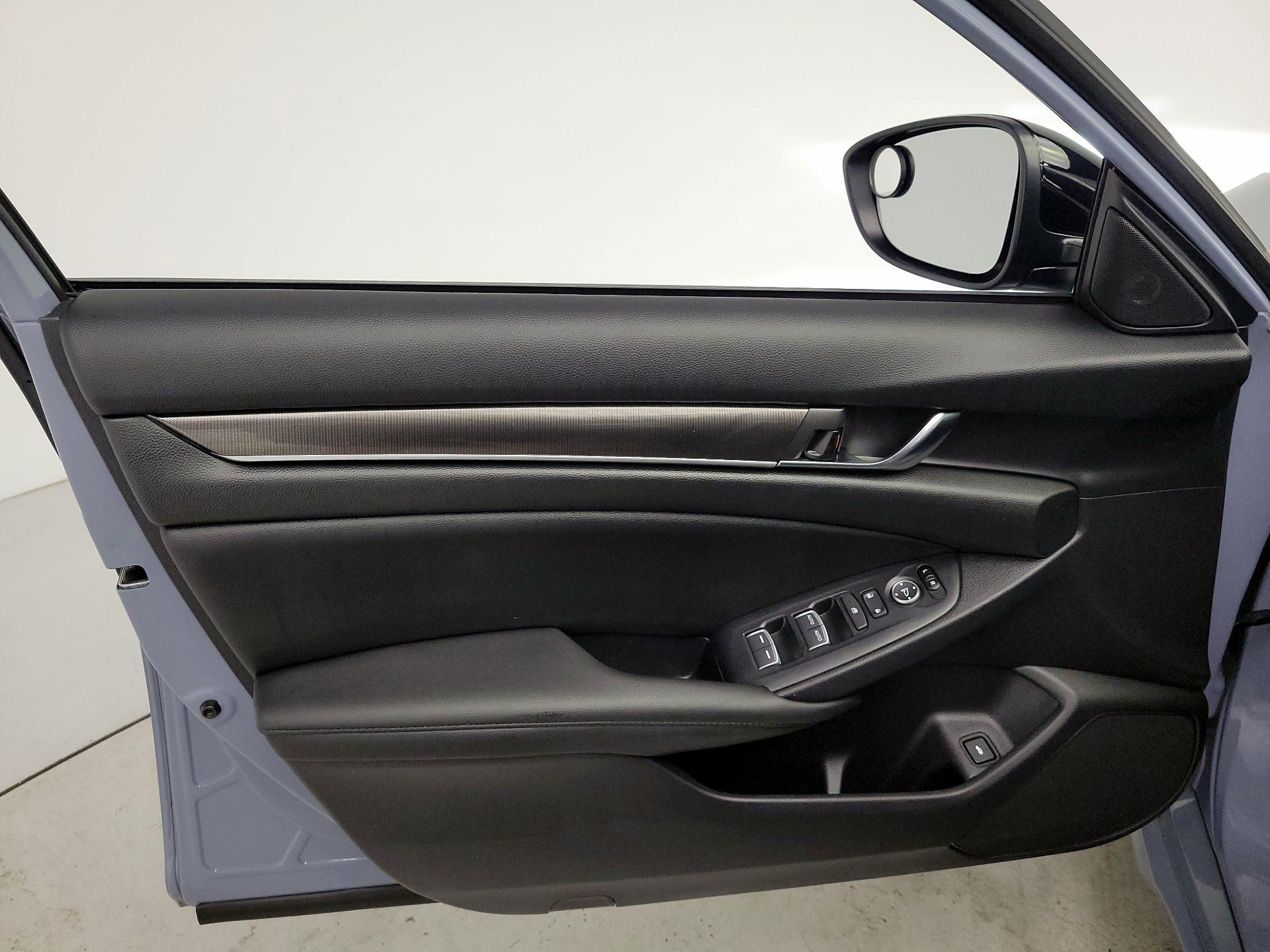 Thumbnail: 2022 Honda Accord - 12