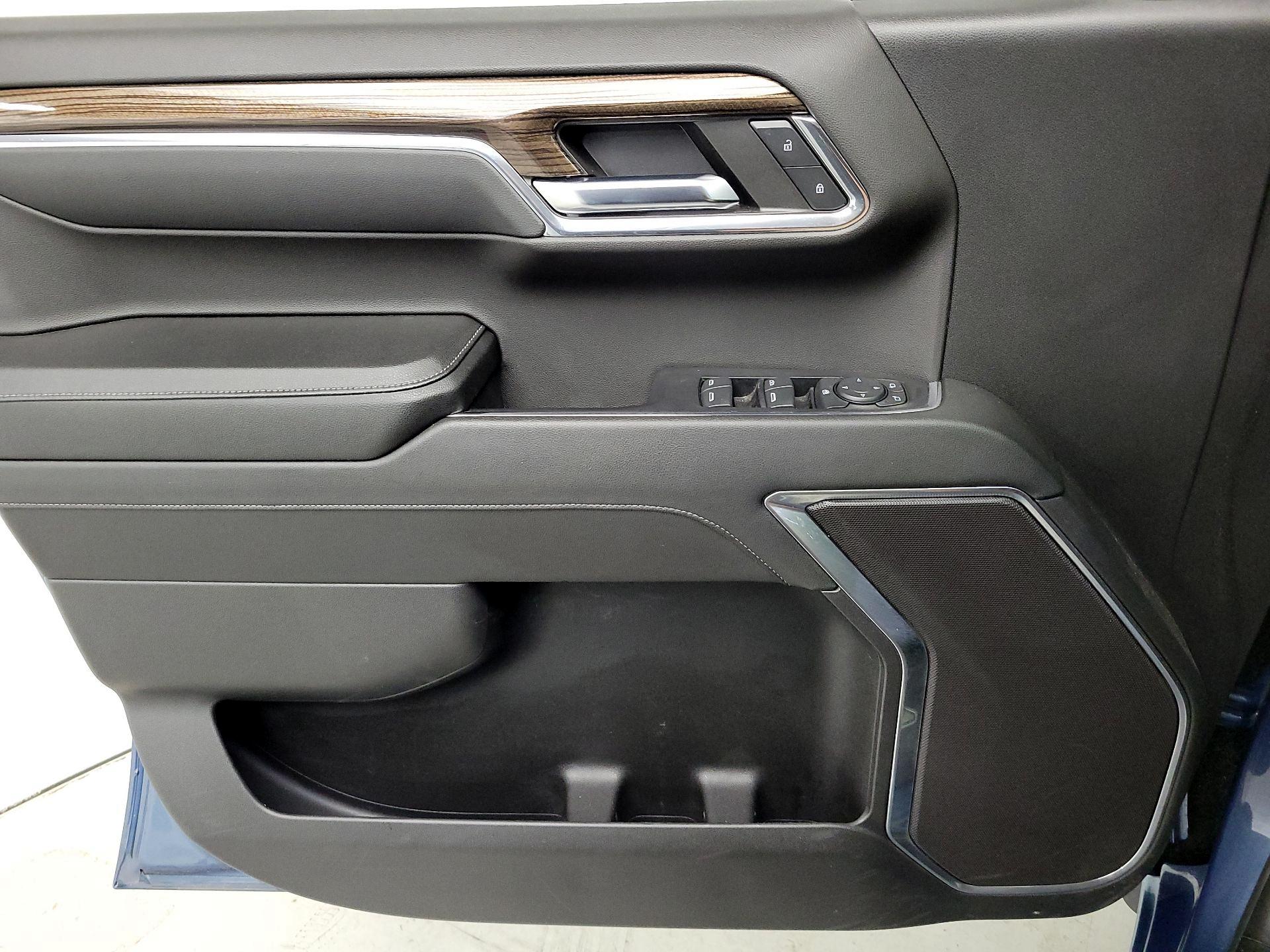 Thumbnail: 2024 Chevrolet Silverado 1500 - 12