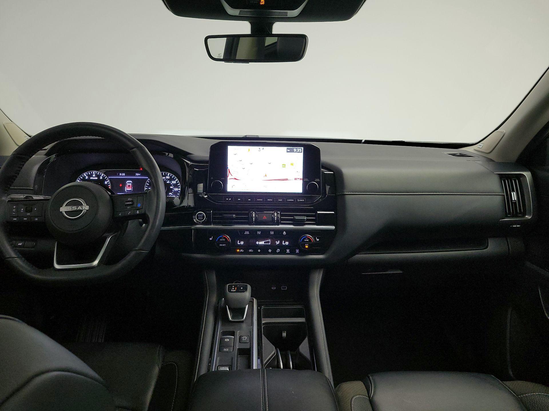 Thumbnail: 2024 Nissan Pathfinder - 9