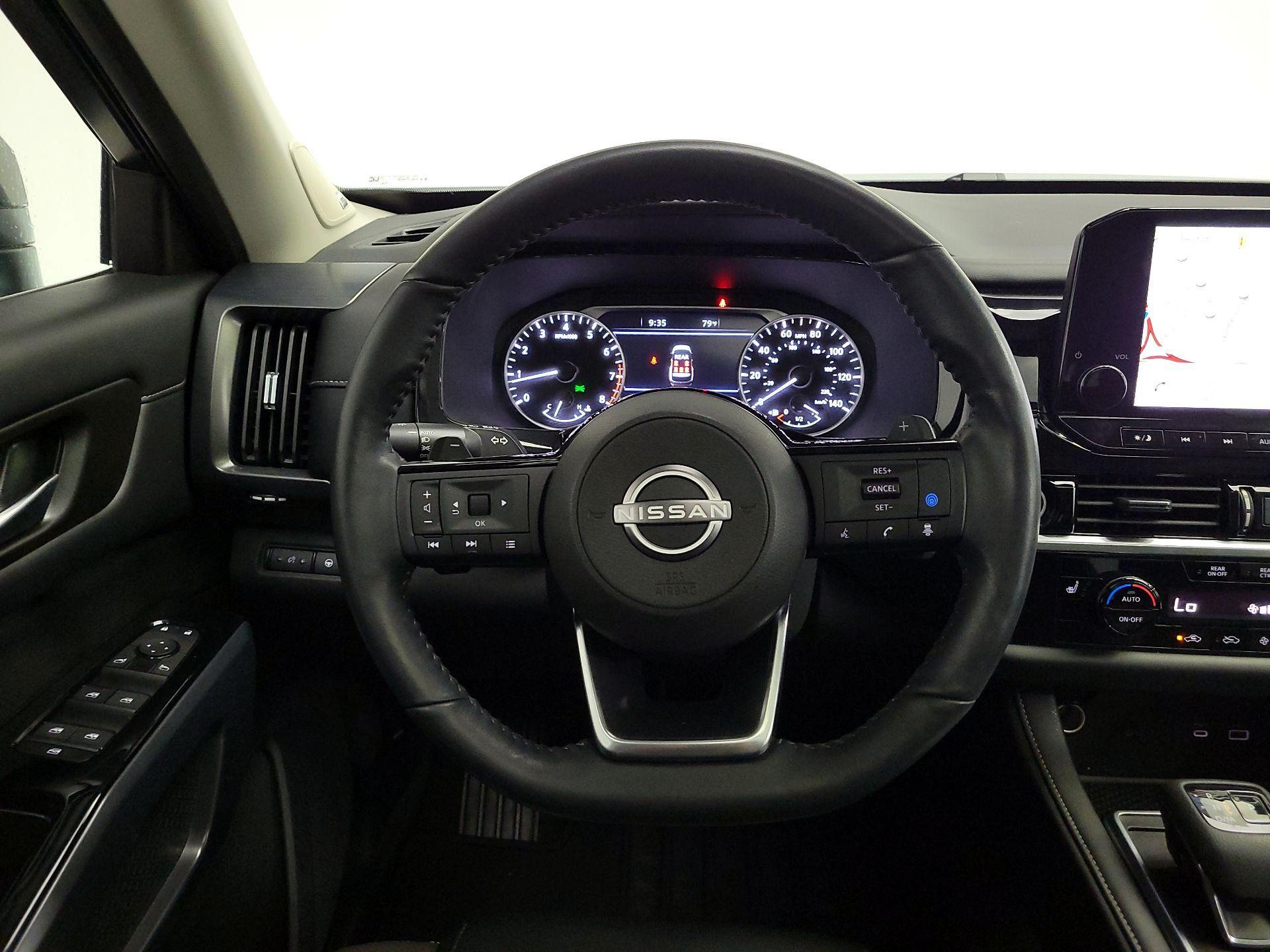 Thumbnail: 2024 Nissan Pathfinder - 10