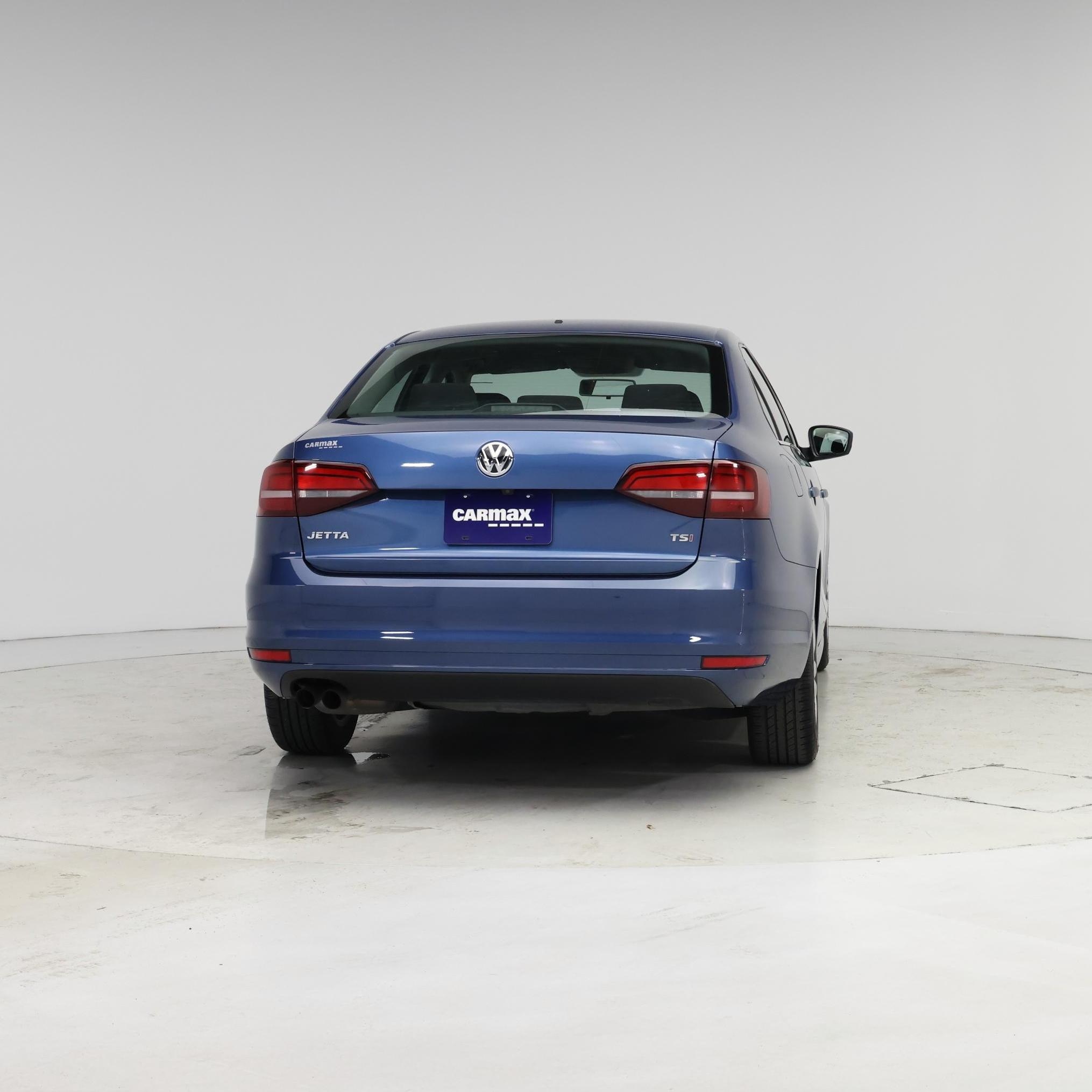 Thumbnail: 2017 Volkswagen Jetta - 2