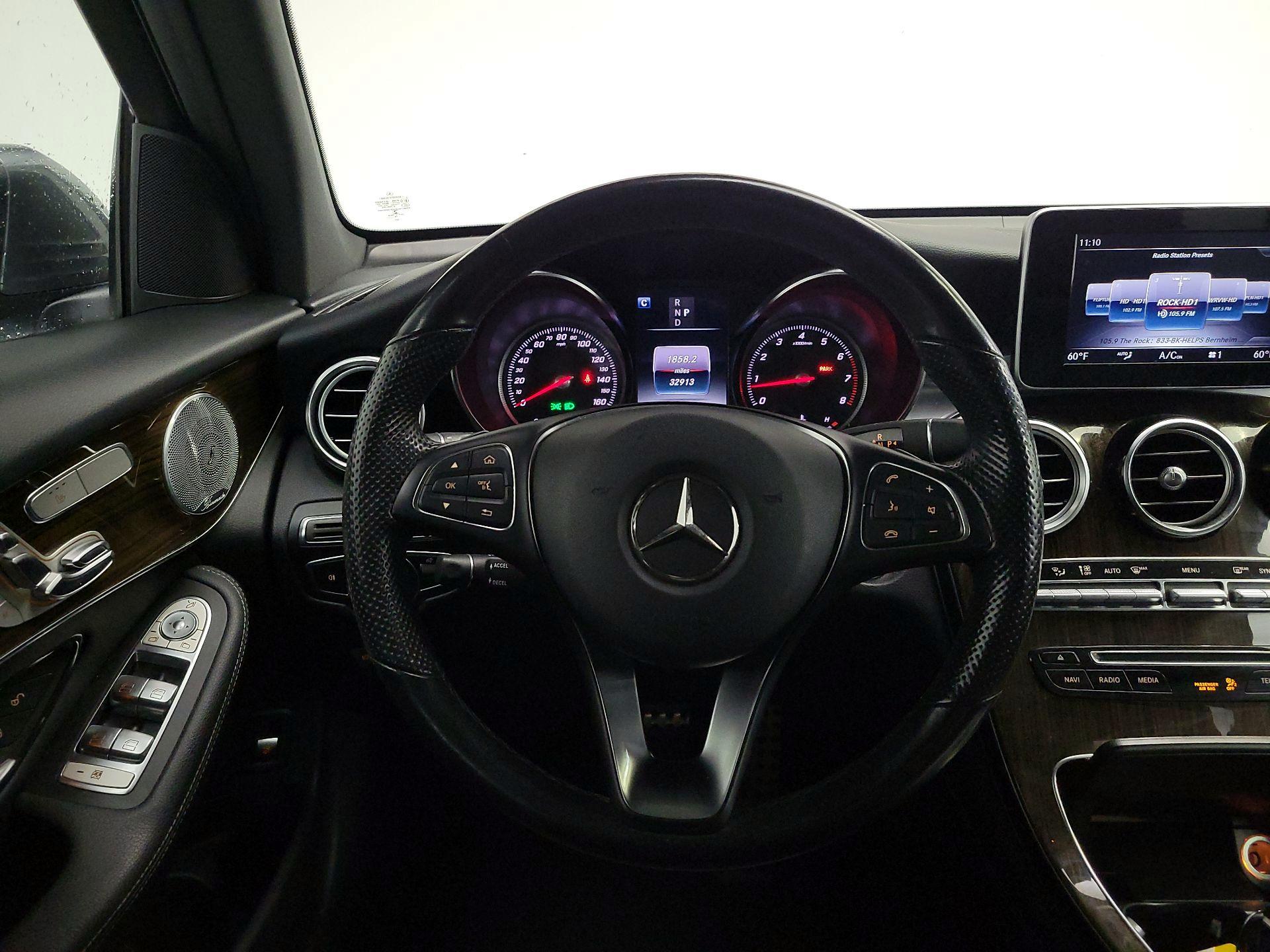 Thumbnail: 2019 Mercedes-Benz GLC - 10