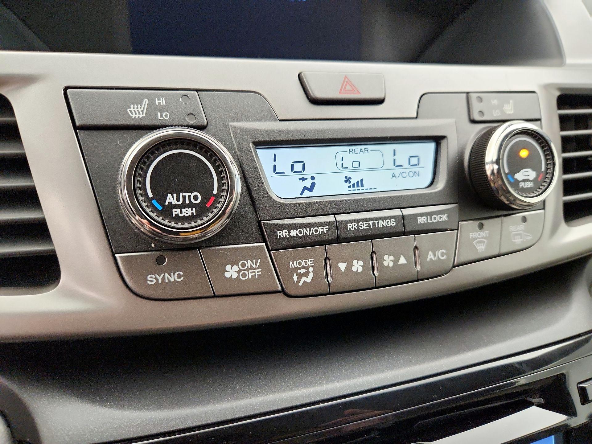 Thumbnail: 2016 Honda Odyssey - 16