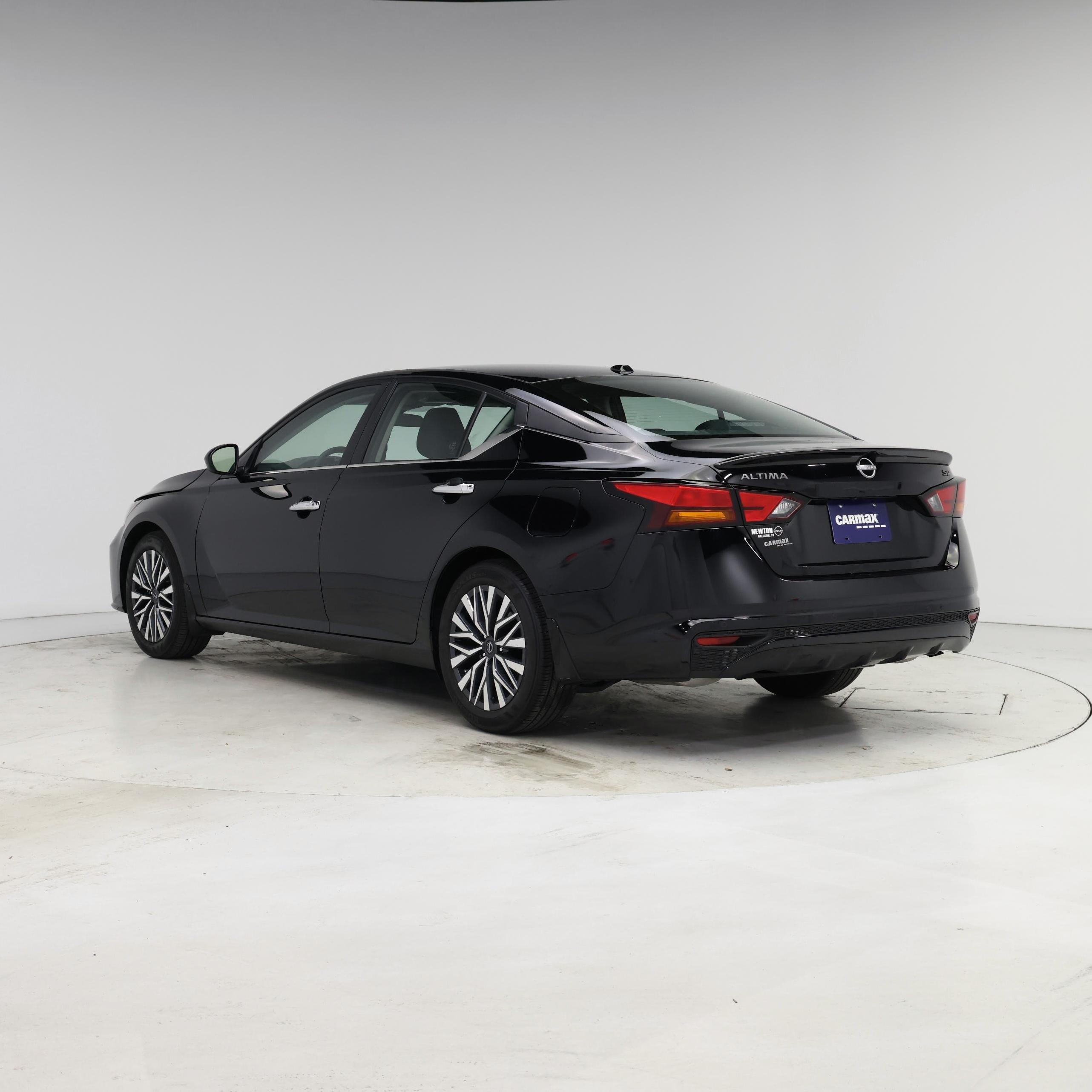 Thumbnail: 2024 Nissan Altima - 2