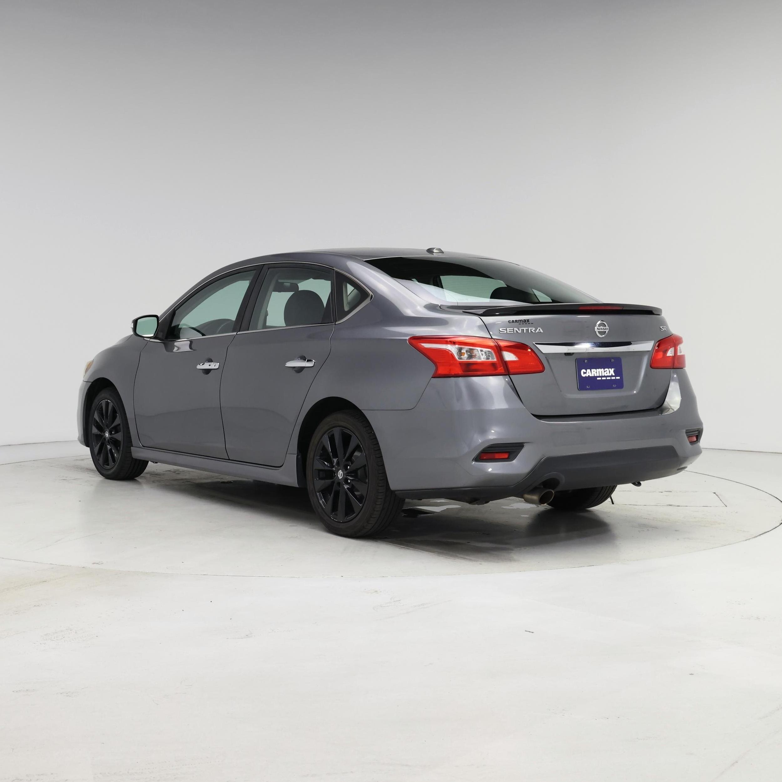 Thumbnail: 2017 Nissan Sentra - 2