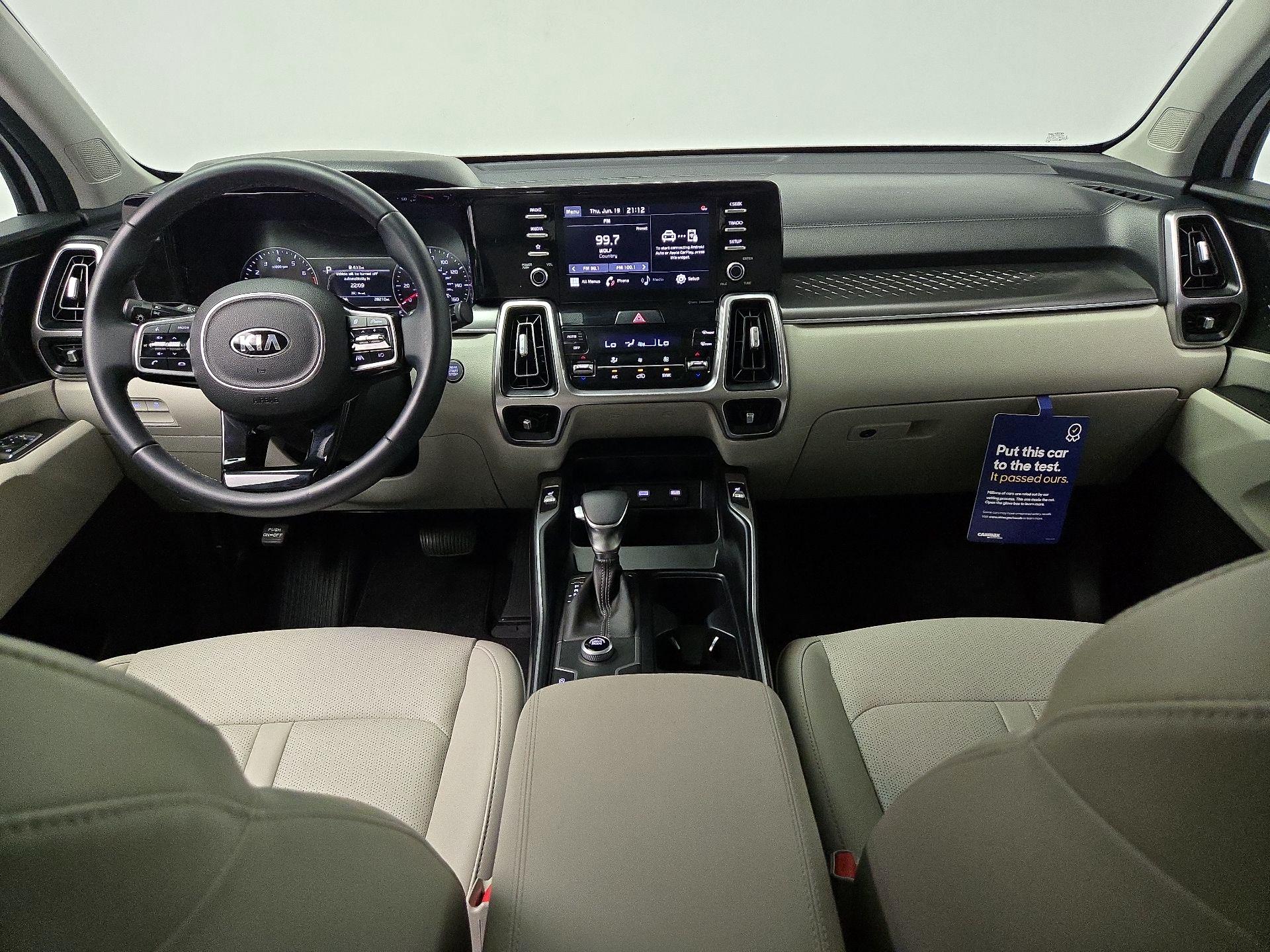 Thumbnail: 2021 Kia Sorento - 9
