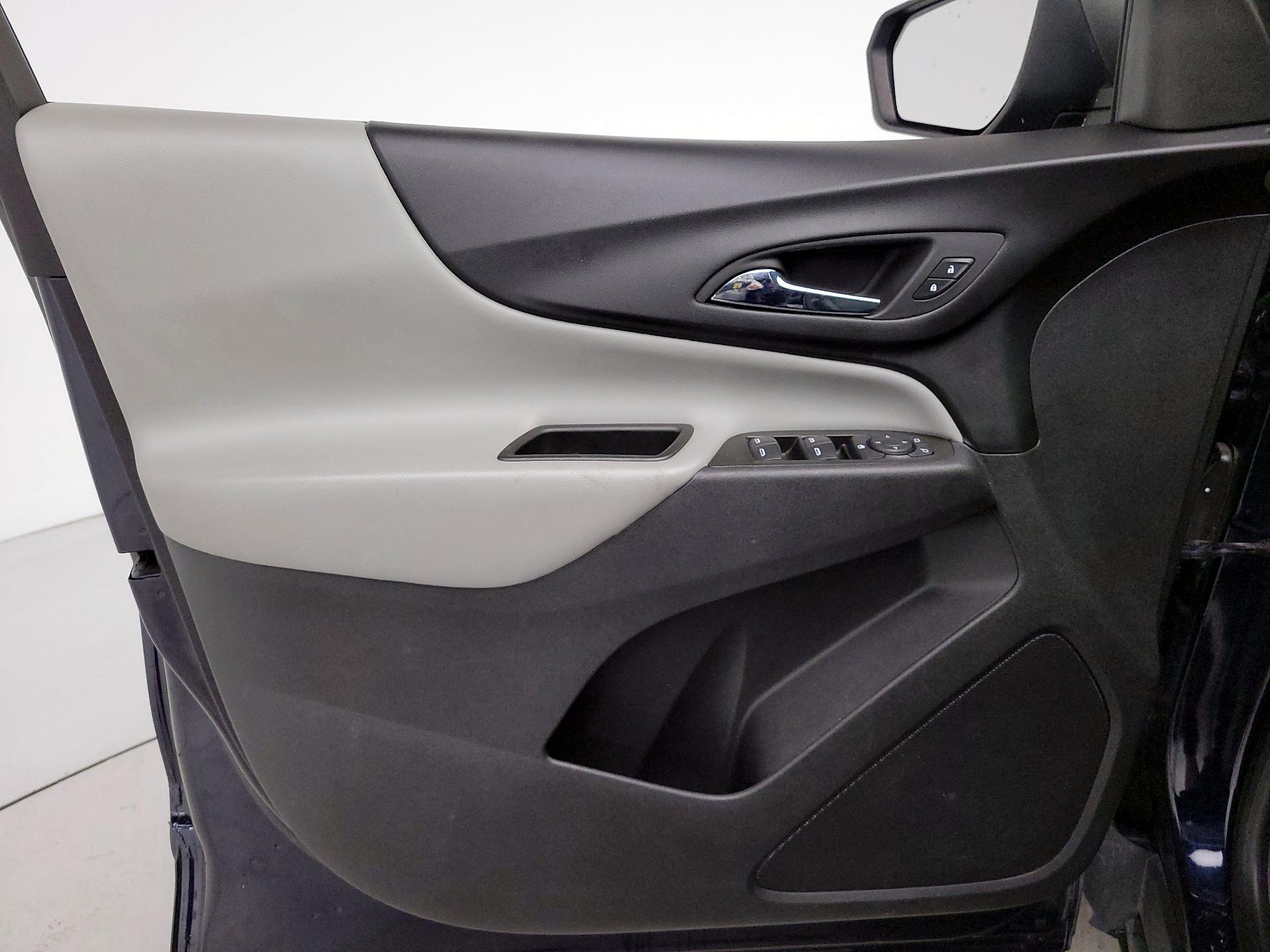 Thumbnail: 2020 Chevrolet Equinox - 12