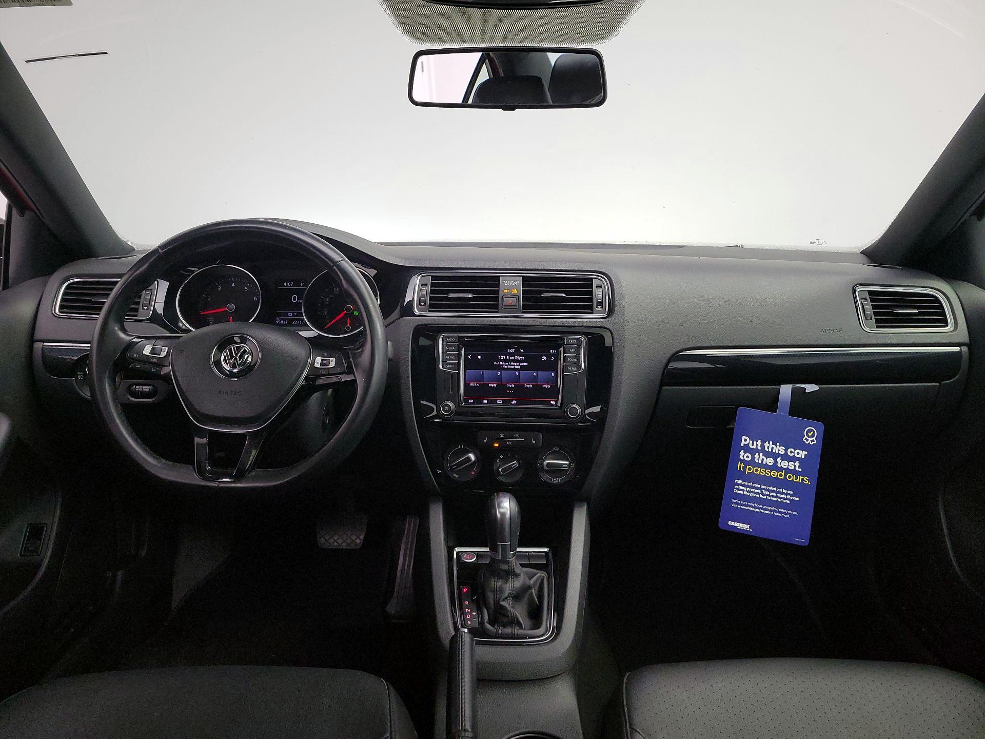 Thumbnail: 2018 Volkswagen Jetta - 9