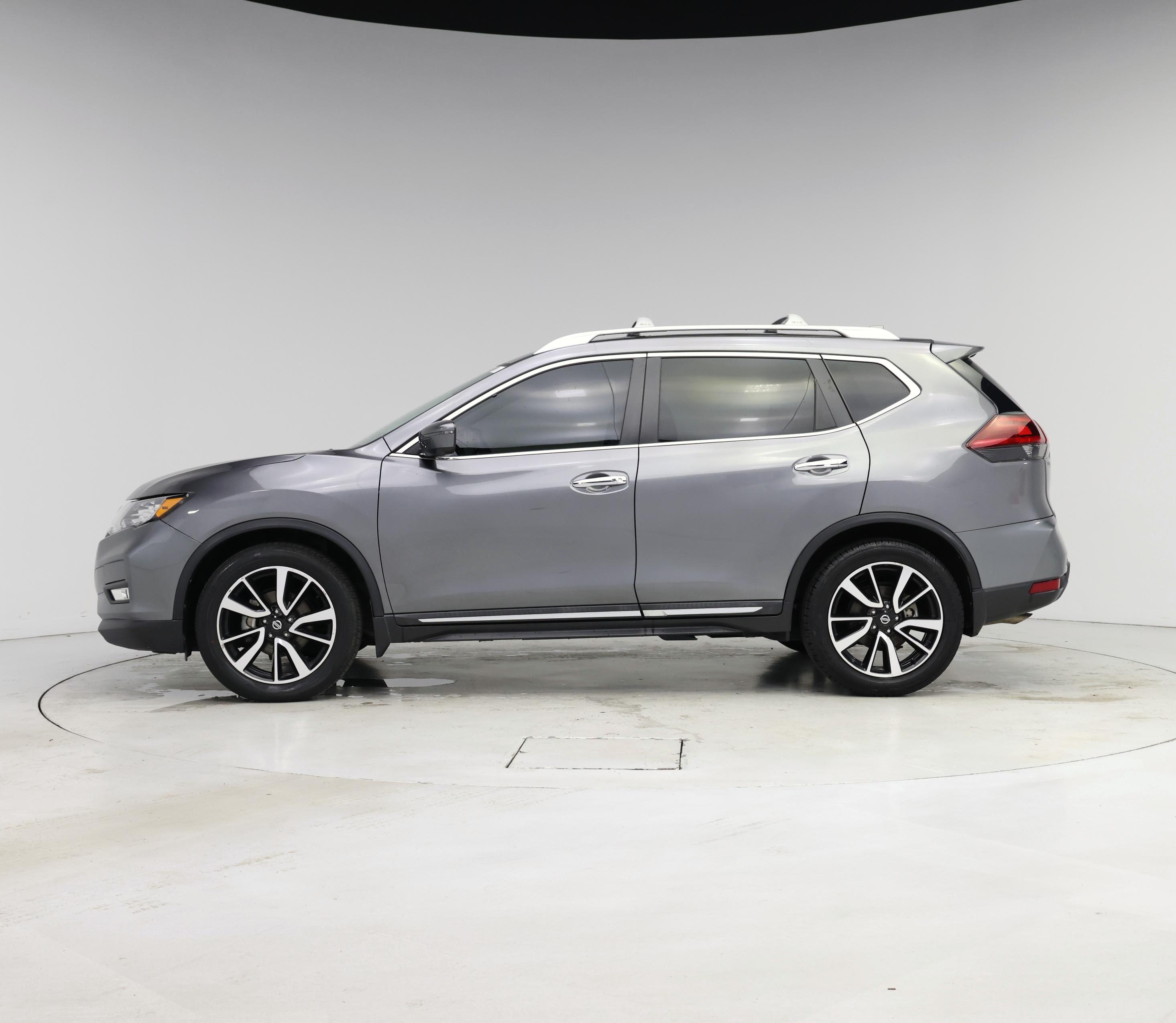 Thumbnail: 2019 Nissan Rogue - 3