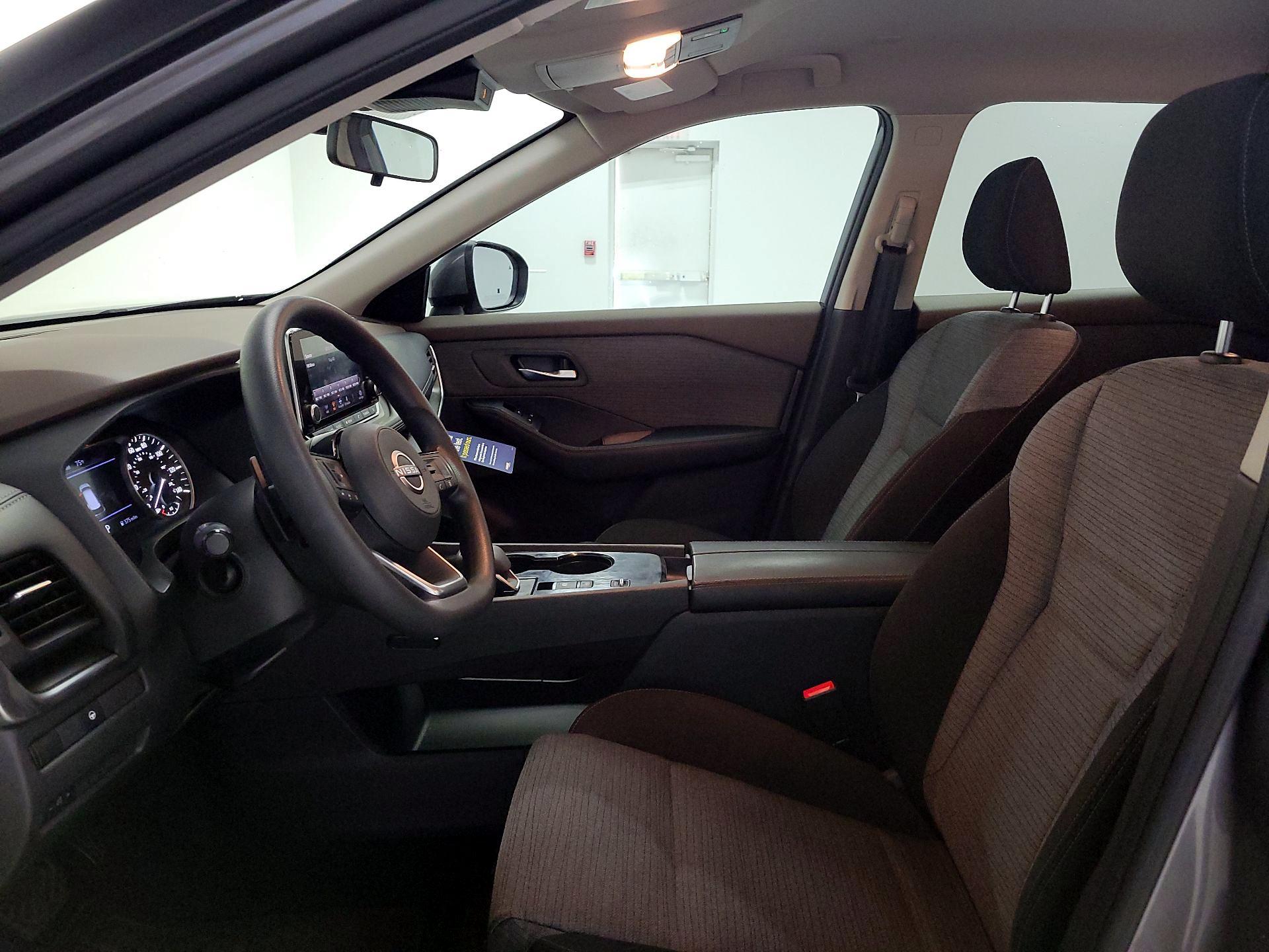 Thumbnail: 2023 Nissan Rogue - 11